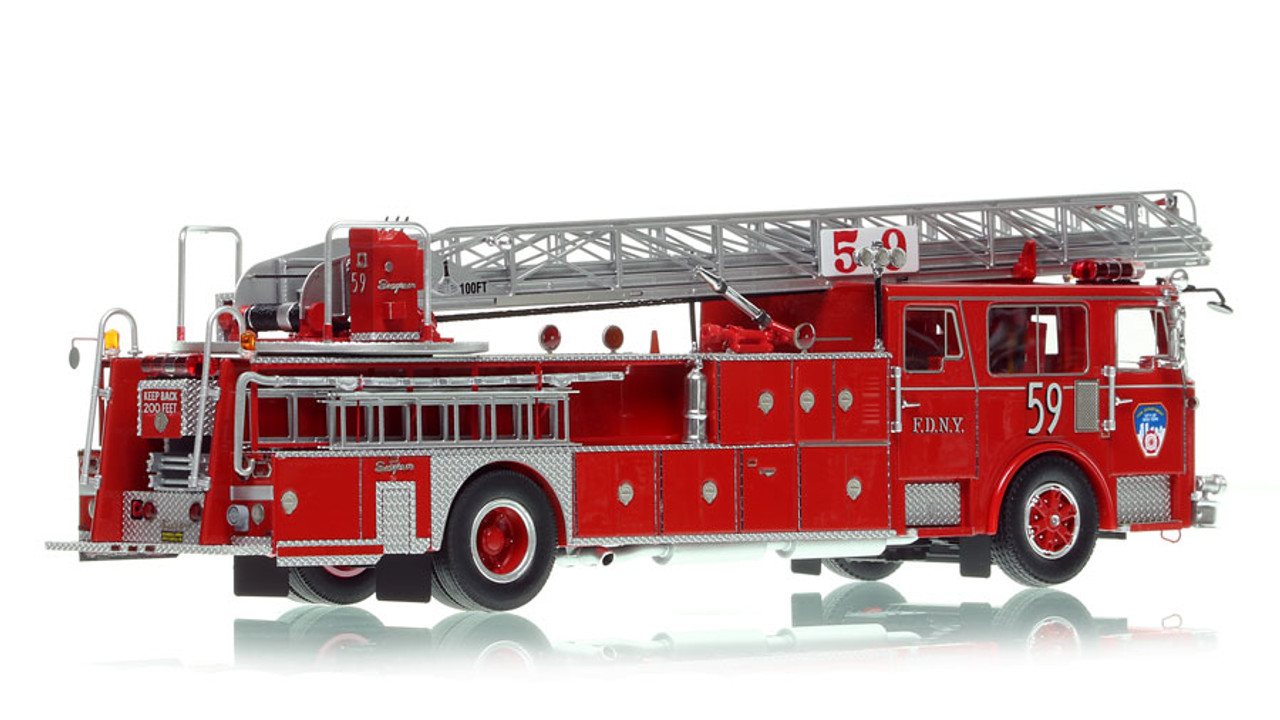 FDNY 1984 SEAGRAVE 100' LADDER 59 - BRONX