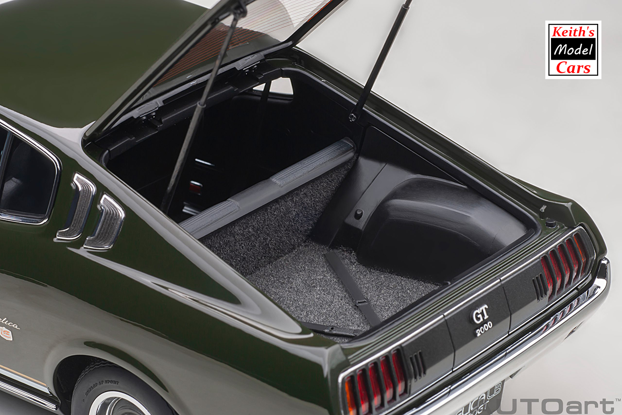 [1/18 Scale] Toyota Celica Liftback 2000GT (RA25) 1973 in Moss Green by AUTOart Models