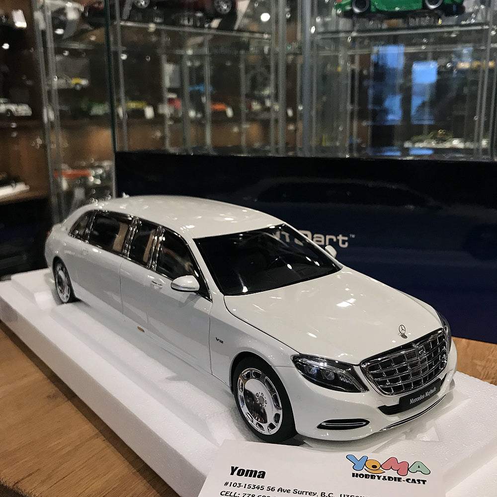 AUTOart 1:18 Mercedes-Maybach S-Klasse S600 Pullman White 76296