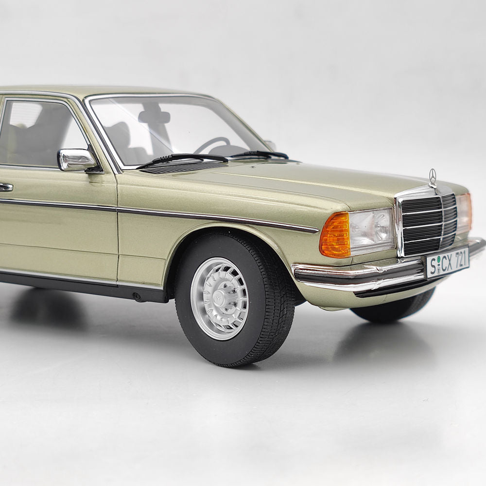 CULT 1:18 Mercedes-Benz 280E W123 1976 CML072-1 Resin Model Car Limited Green Toys Gift