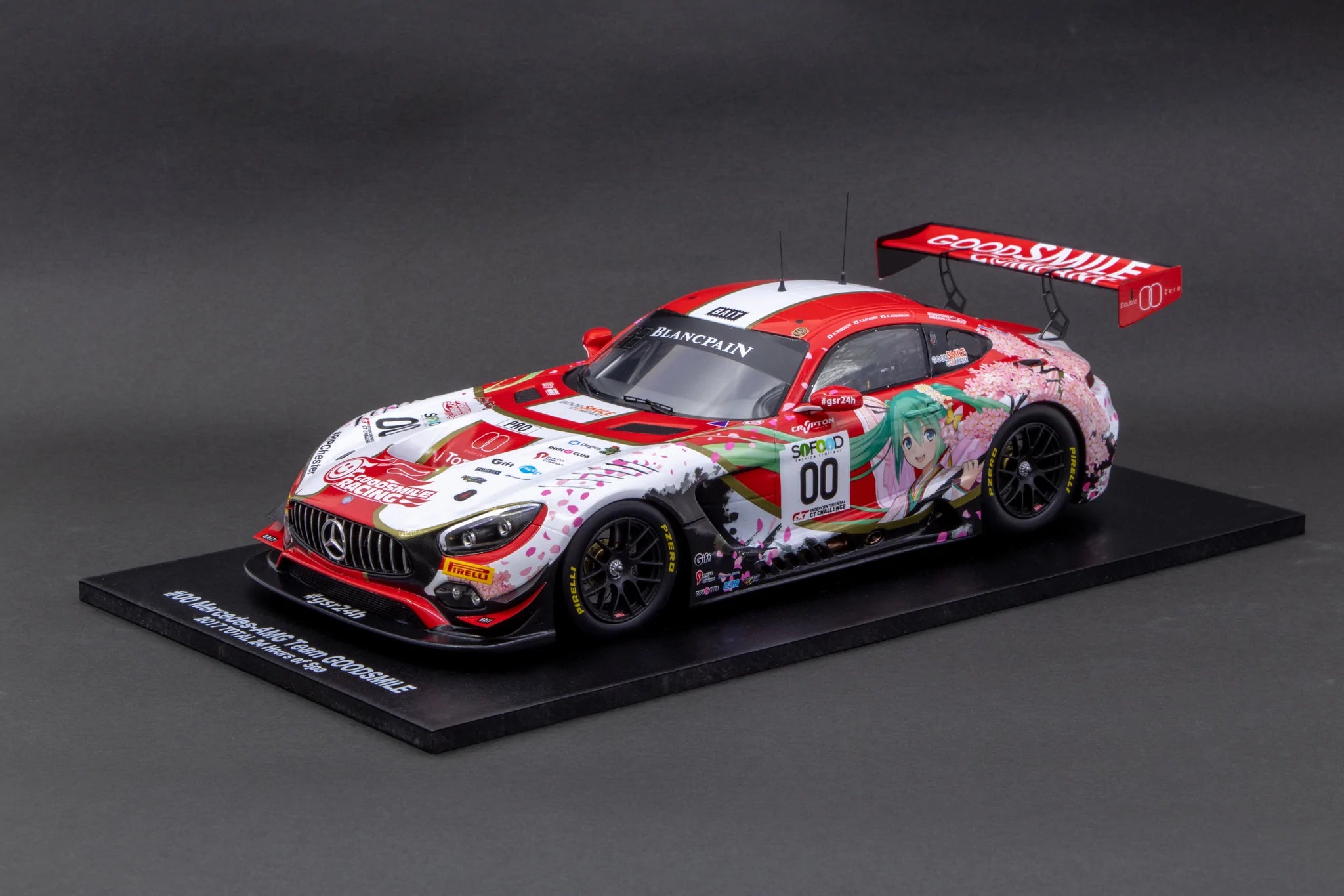 Good Smile Racing 1:18 Hatsune Miku AMG 2017 SPA24H Version