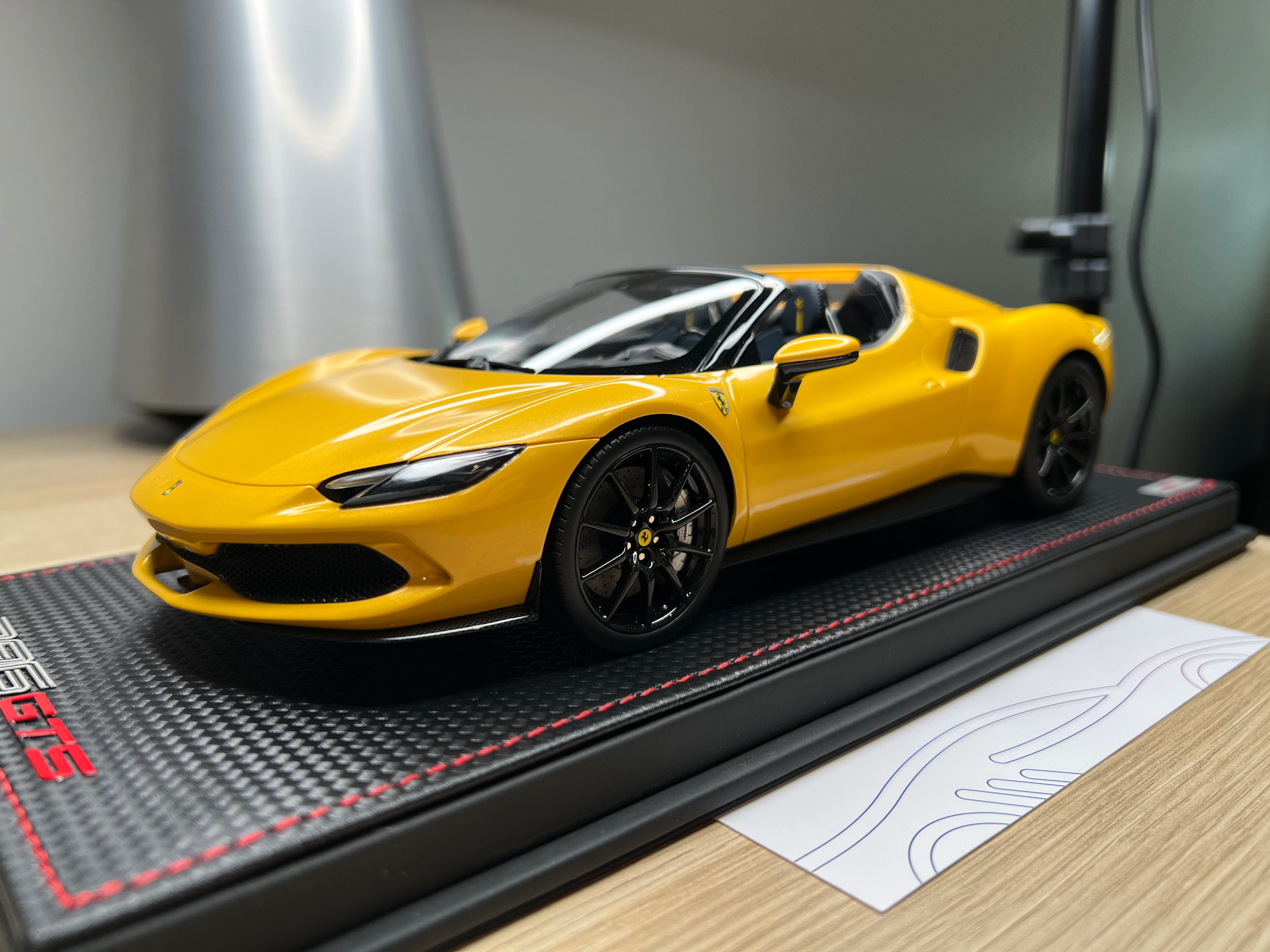 Ferrari 296 GTS - Giallo Tristrato LE25 - 1:18