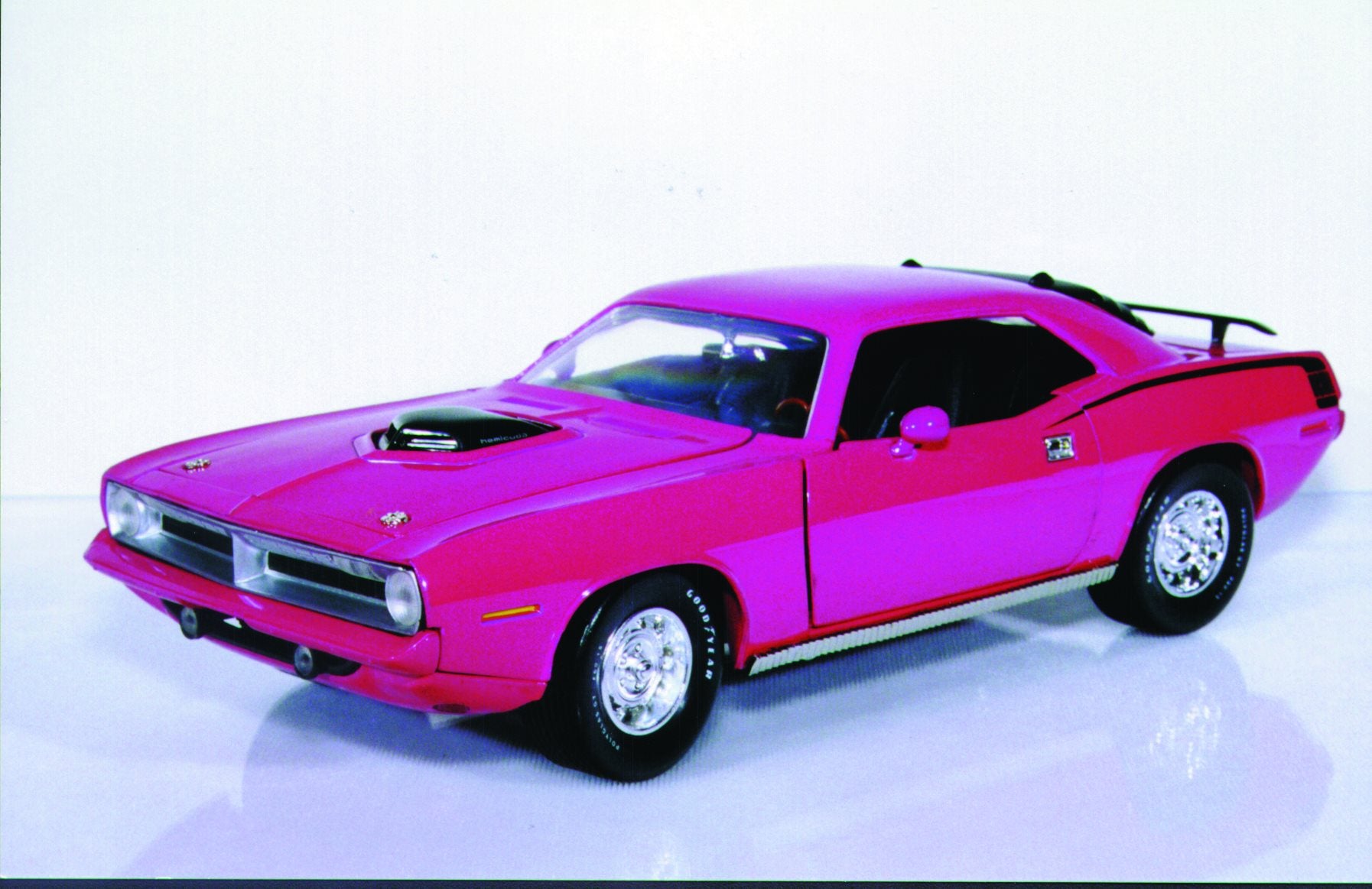 1:18 Ertl Plymouth 'Cuda '70 Hemi 426-CID