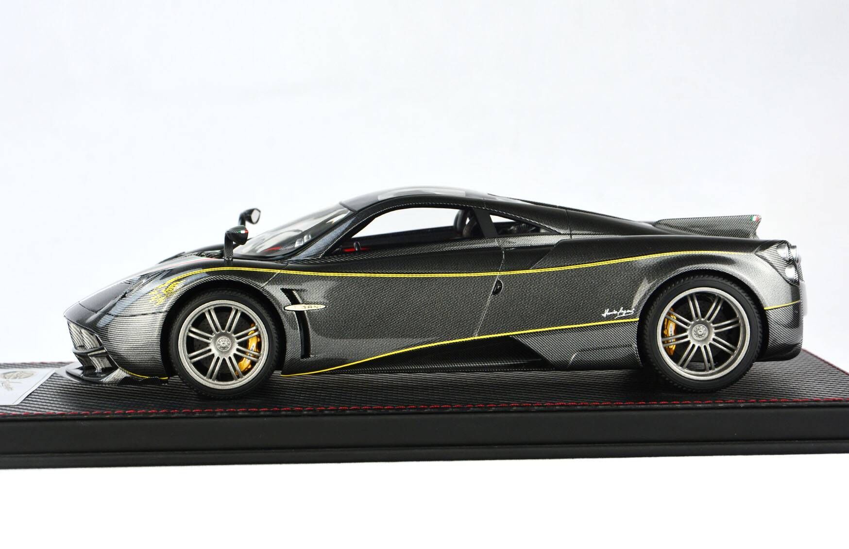 Frontiart AvanStyle 1:18 Pagani Huayra Carbon fiber Gray AS016-13