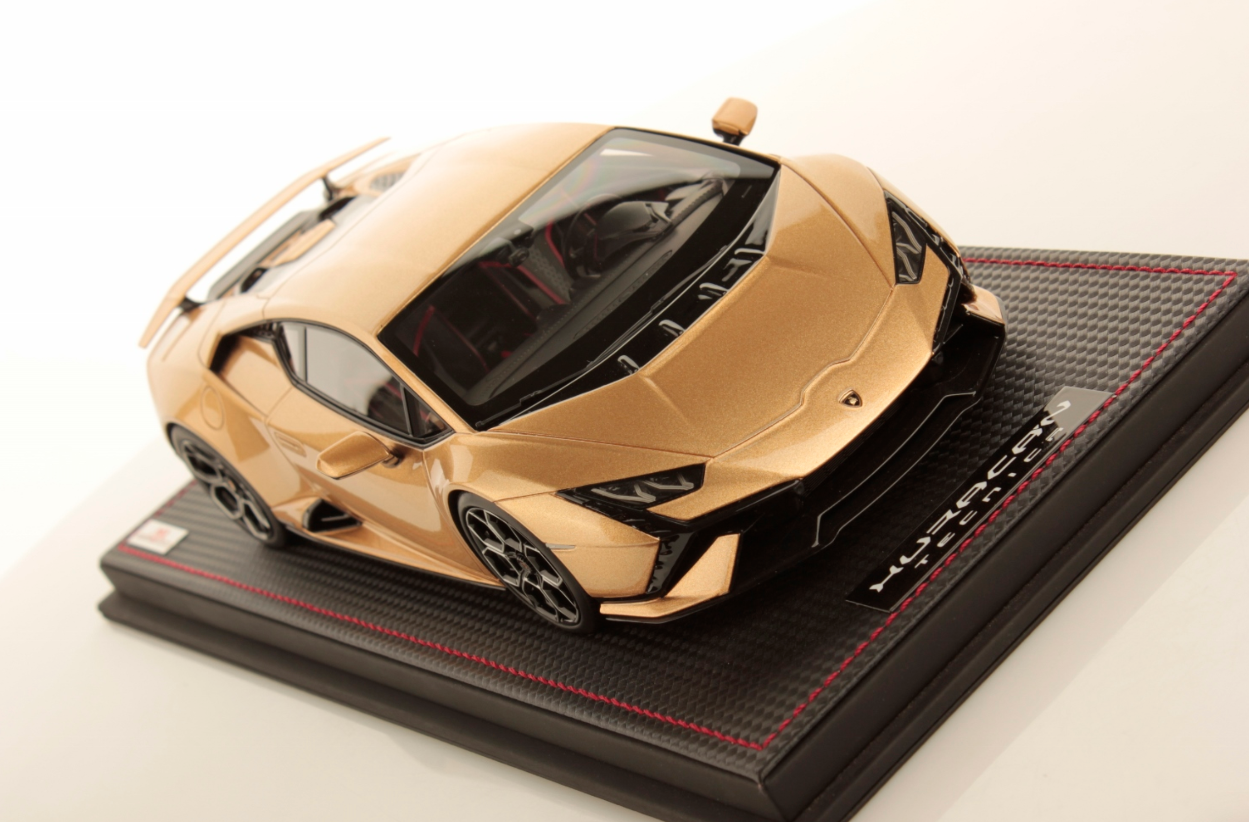 Lamborghini Huracan Tecnica - Oro Elios - 1:18