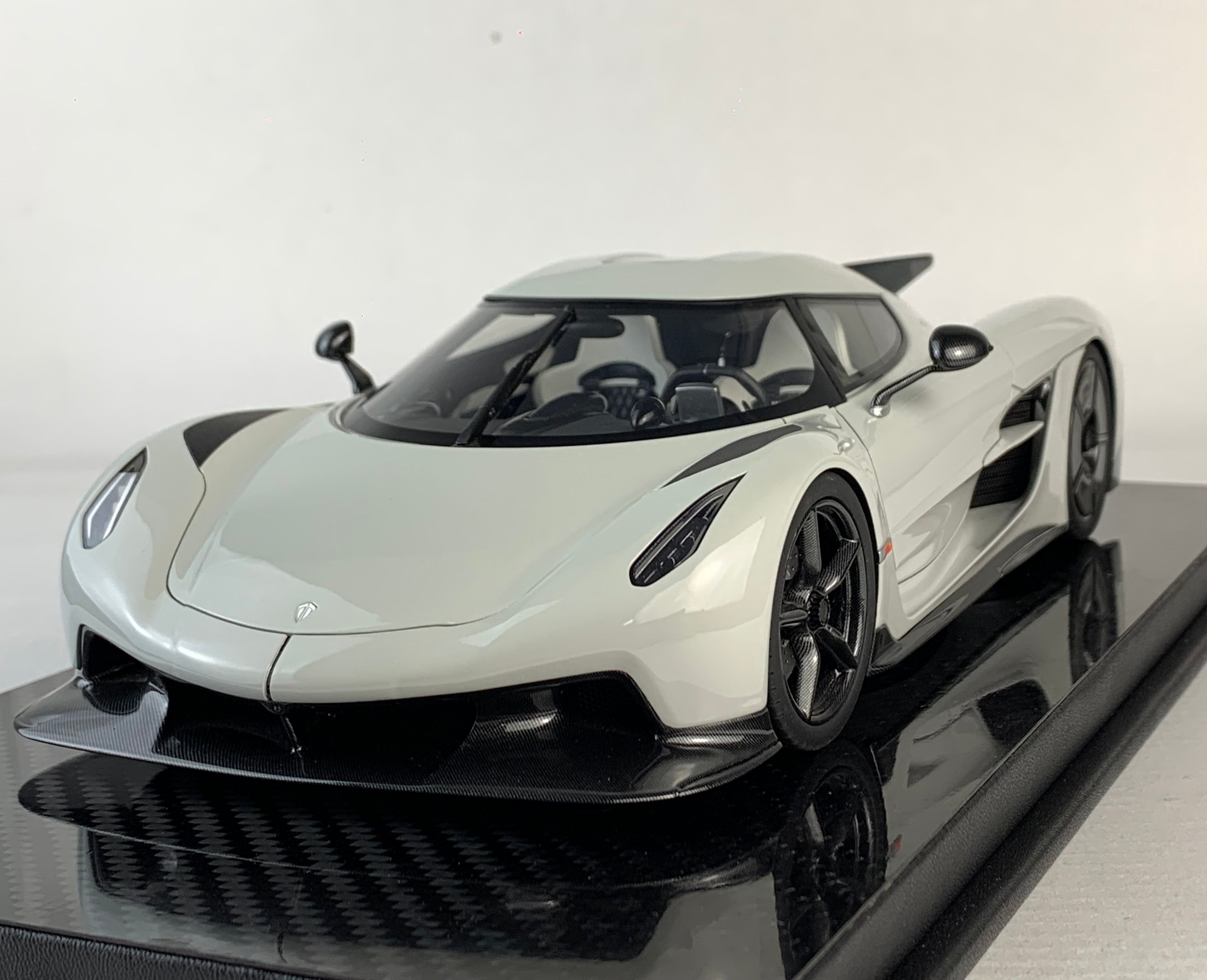 Frontiart 1:18 Koenigsegg Jesko Absolut Battle Grey F075-155