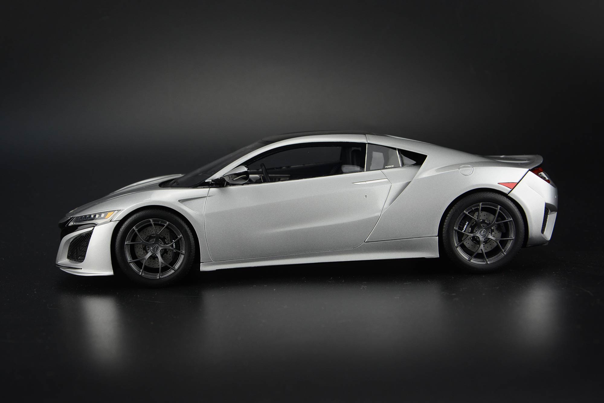 Frontiart AvanStyle 1:18 Acura NSX Silver AS005-01