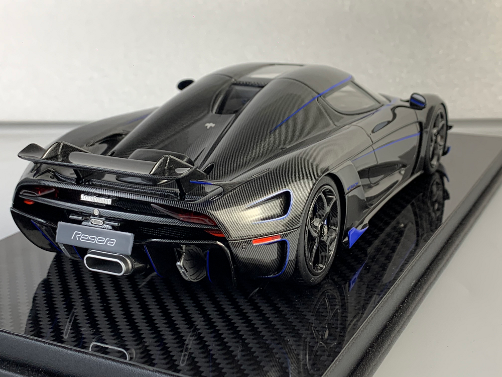 Frontiart 1:18 Koenigsegg Regera Honey Carbon F079-168