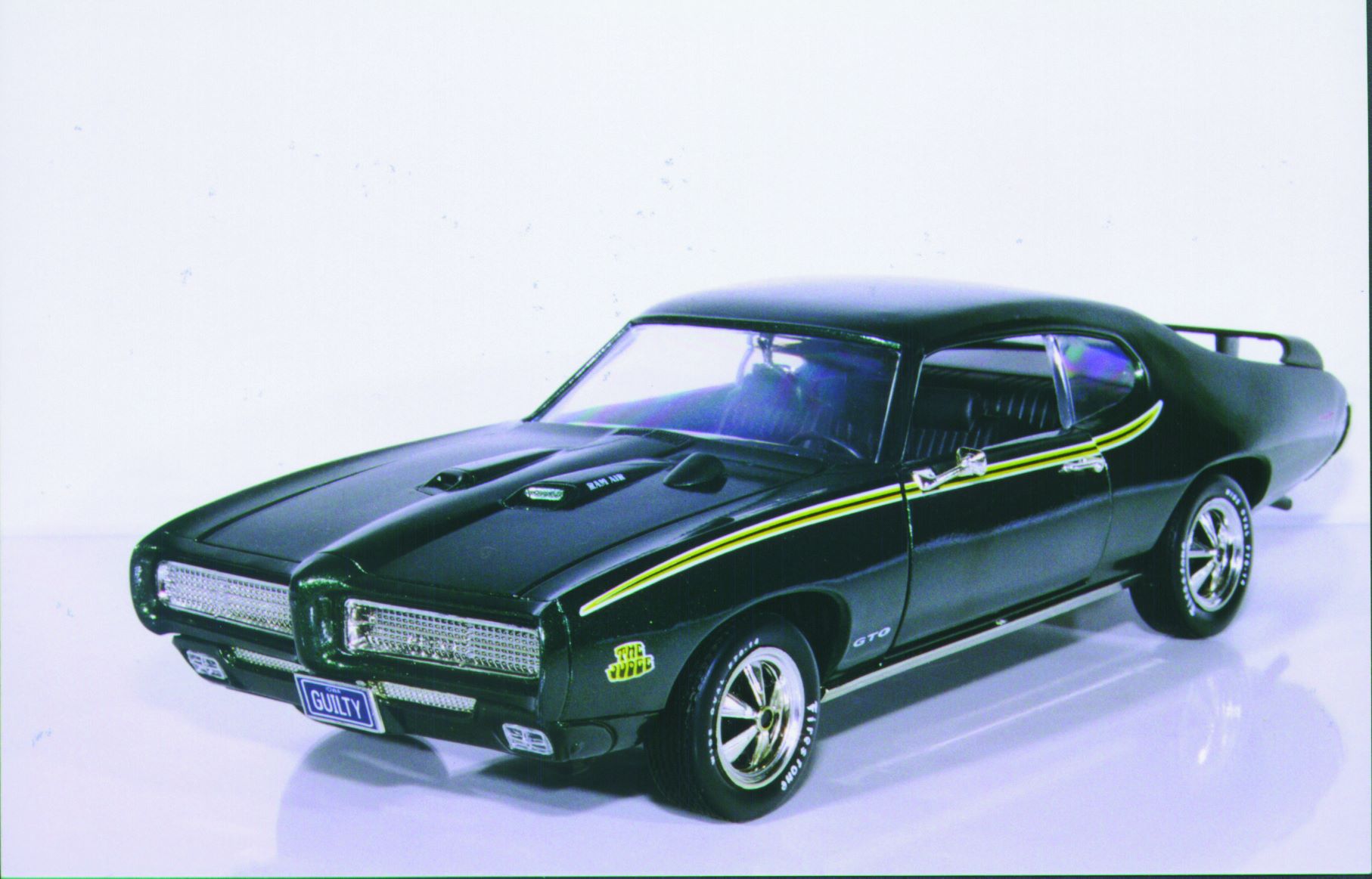 1:18 Ertl Pontiac GTO '69 Judge 400-CID Ram Air III