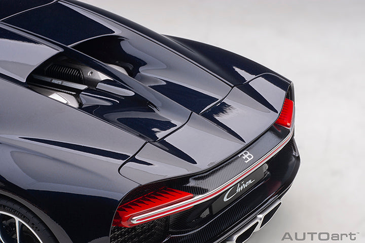 BUGATTI CHIRON 2017 (GLACIER WHITE/ATLANTIC BLUE)