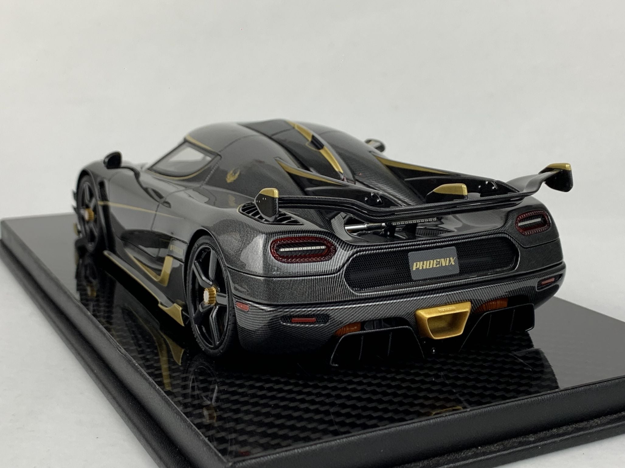 Frontiart 1:18 Koenigsegg Agera RS phoenix Carbon gold F078-156