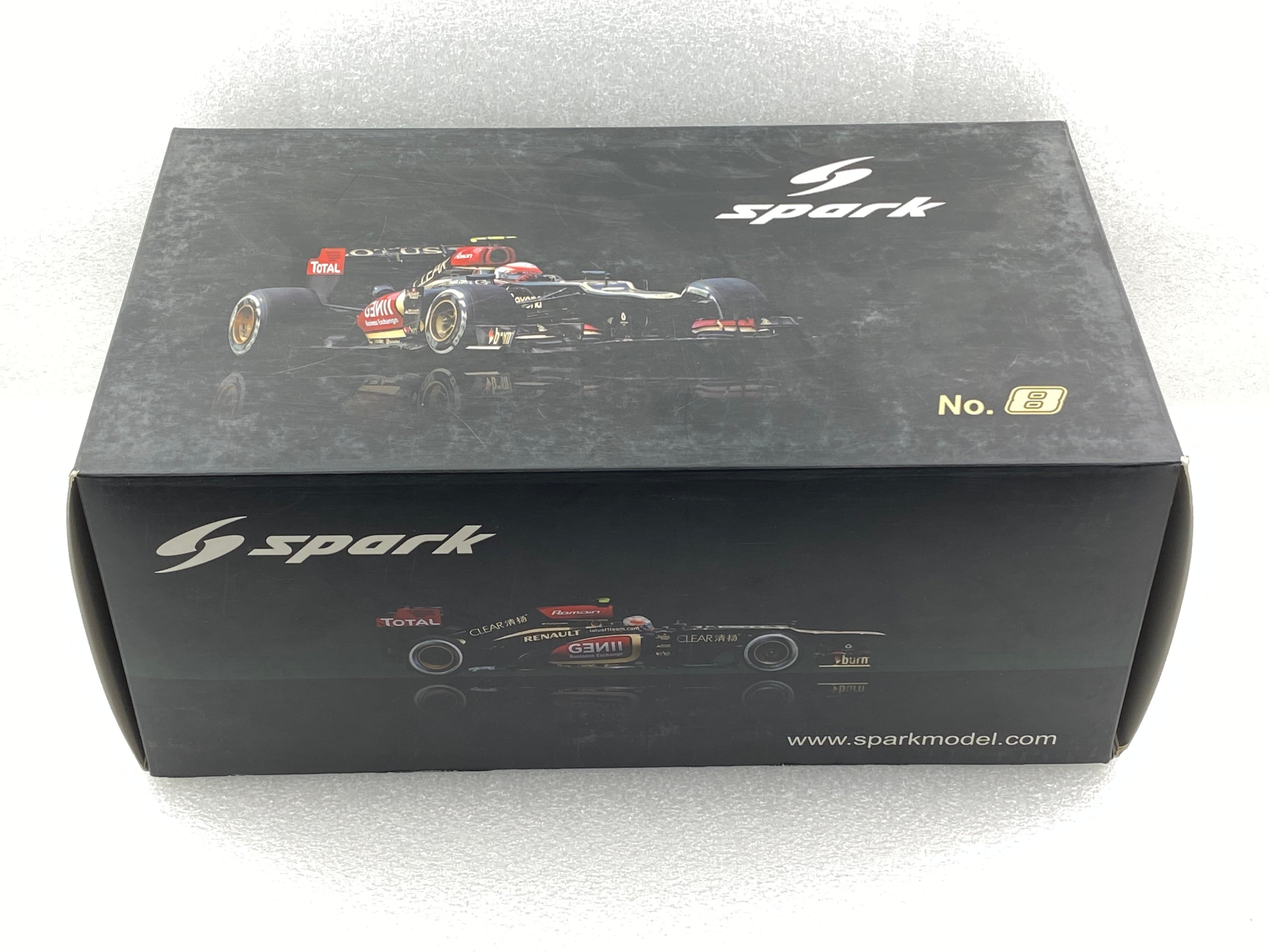Spark 1:18 Lotus F1 E21 #8 GP Australian 2013 Romain Grosjean 18S099 (Clearance Final Sale)