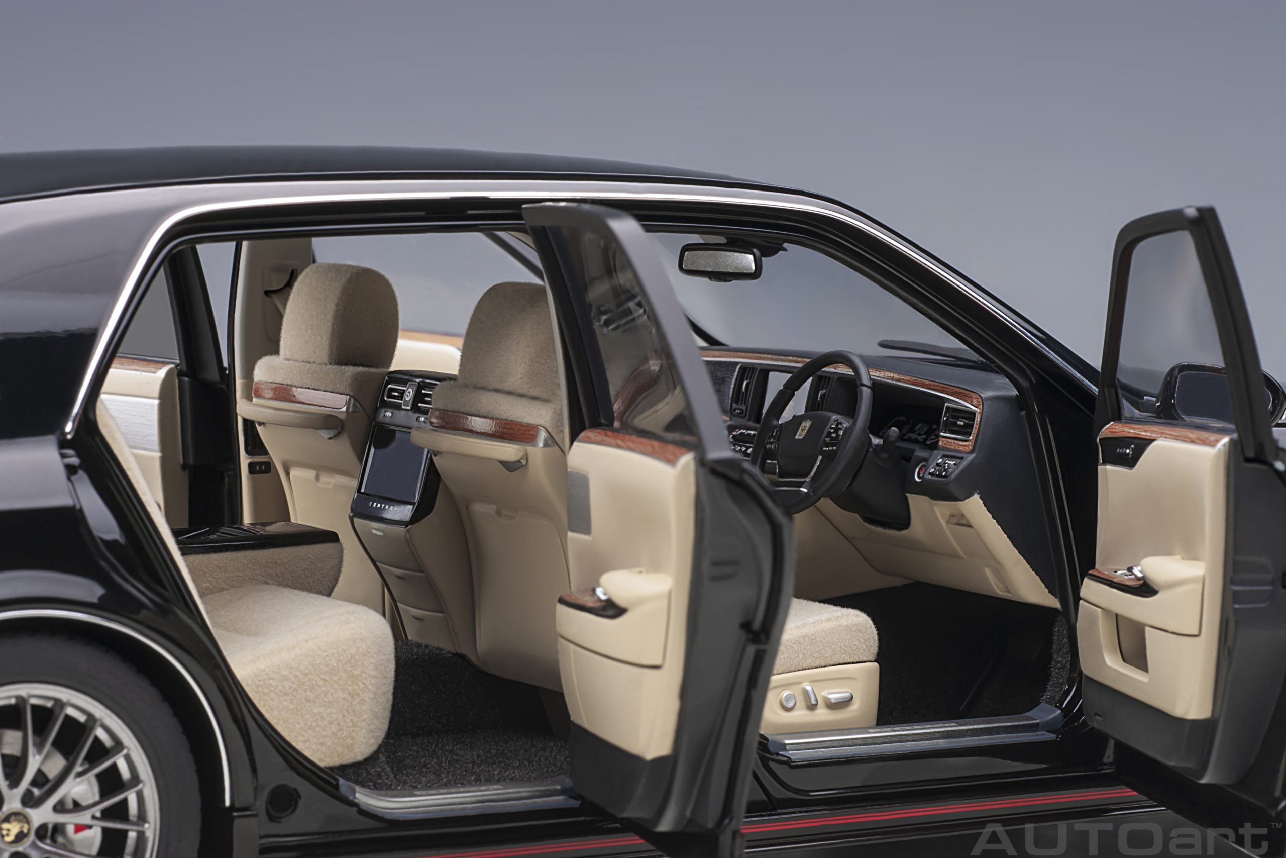 AUTOart 1:18 Toyota Century GRMN (Black) 78763