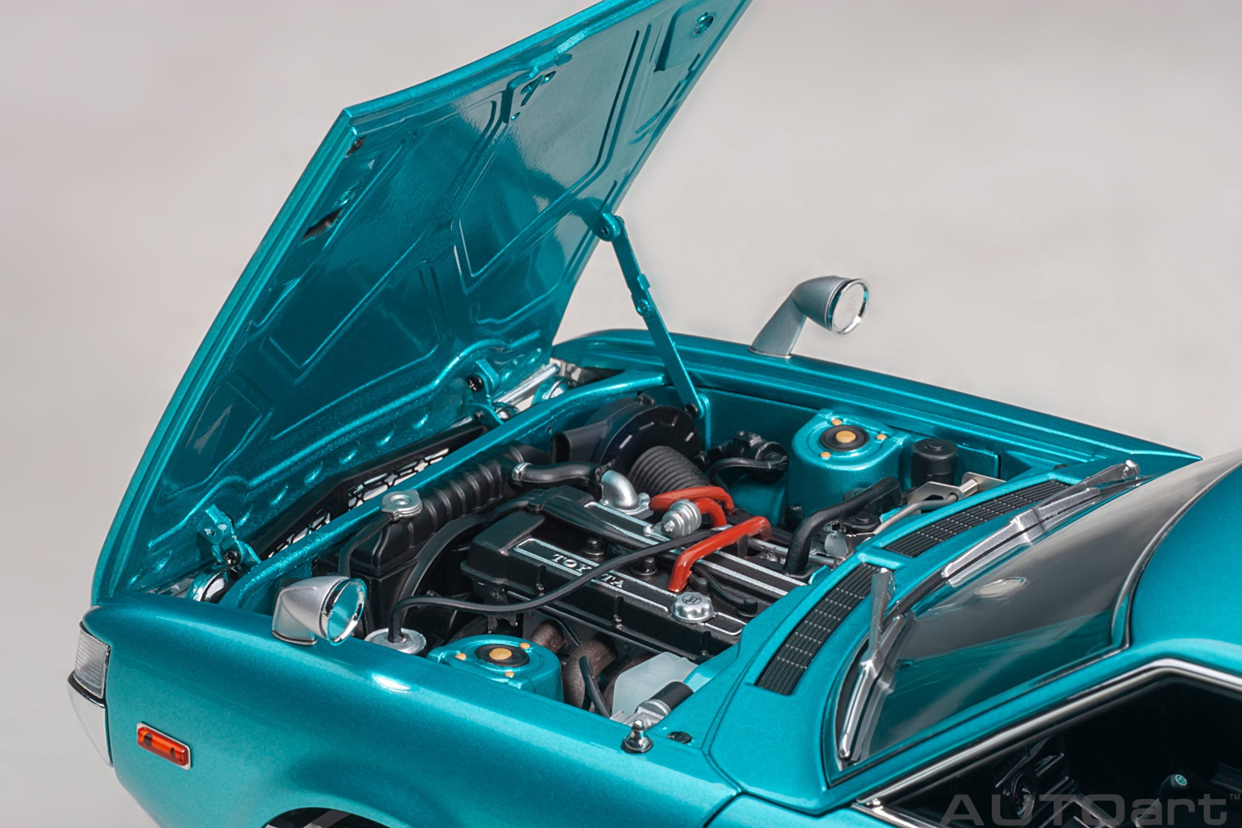 AUTOart 1:18 Toyota Celica Liftback 2000GT (RA25) 1973 (Turquoise Blue Metallic) 78767
