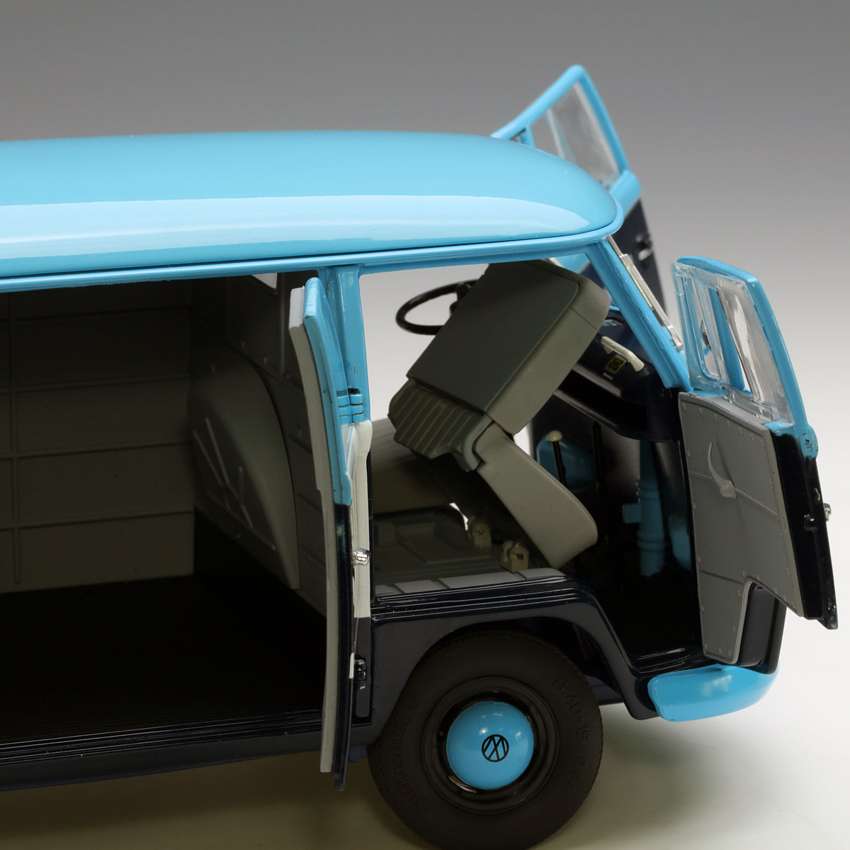 Schuco 1:18 Volkswagen T1b 