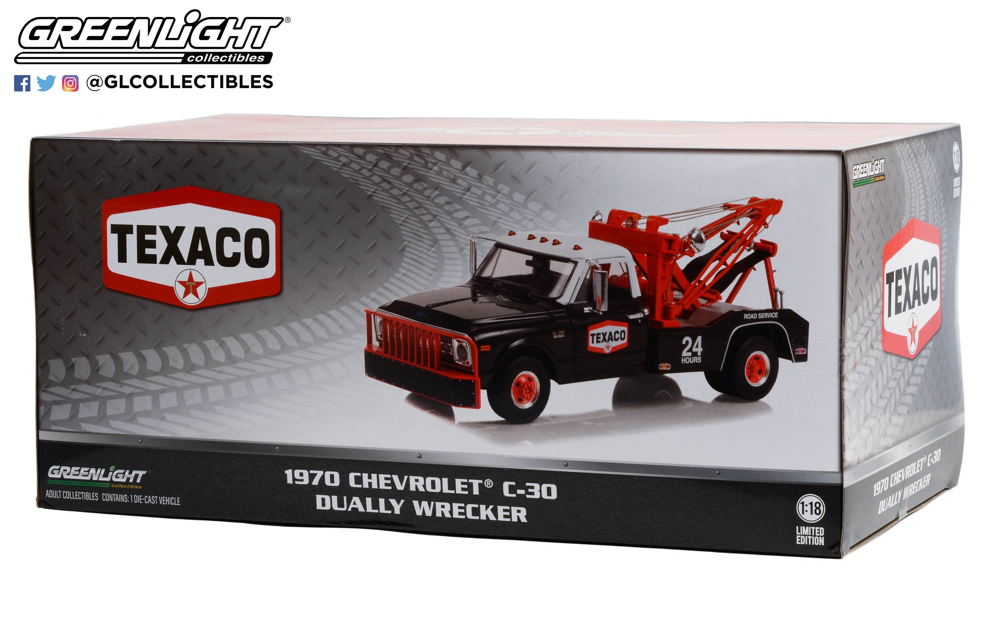 GreenLight 1:18 1970 Chevrolet C-30 Dually Wrecker - Texaco 24 Hour Road Service 13625