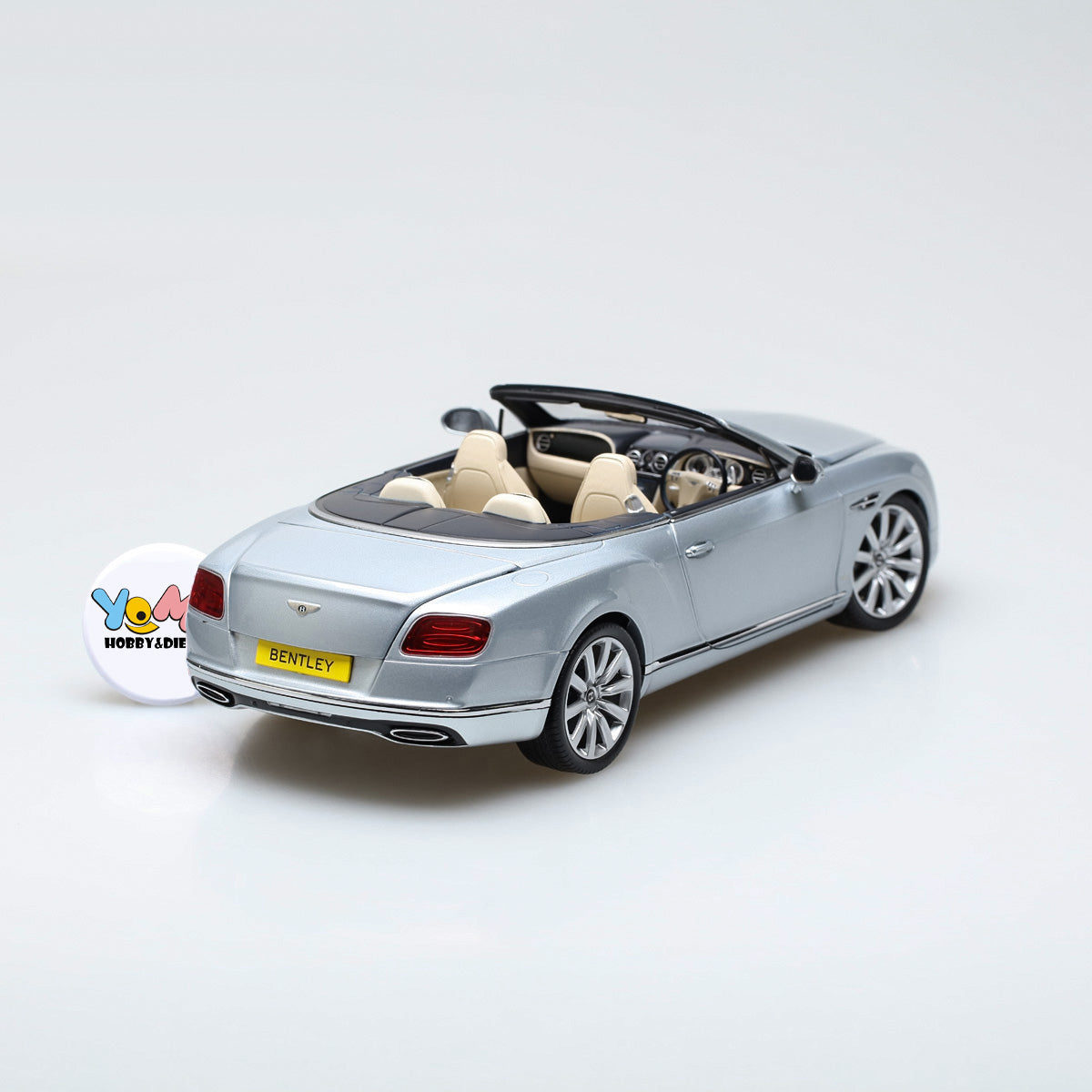 Paragon 1:18 2016 Bentley Continental GT Convertible Silver PA-98231