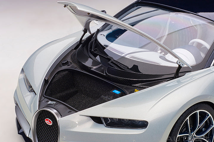 BUGATTI CHIRON 2017 (GLACIER WHITE/ATLANTIC BLUE)