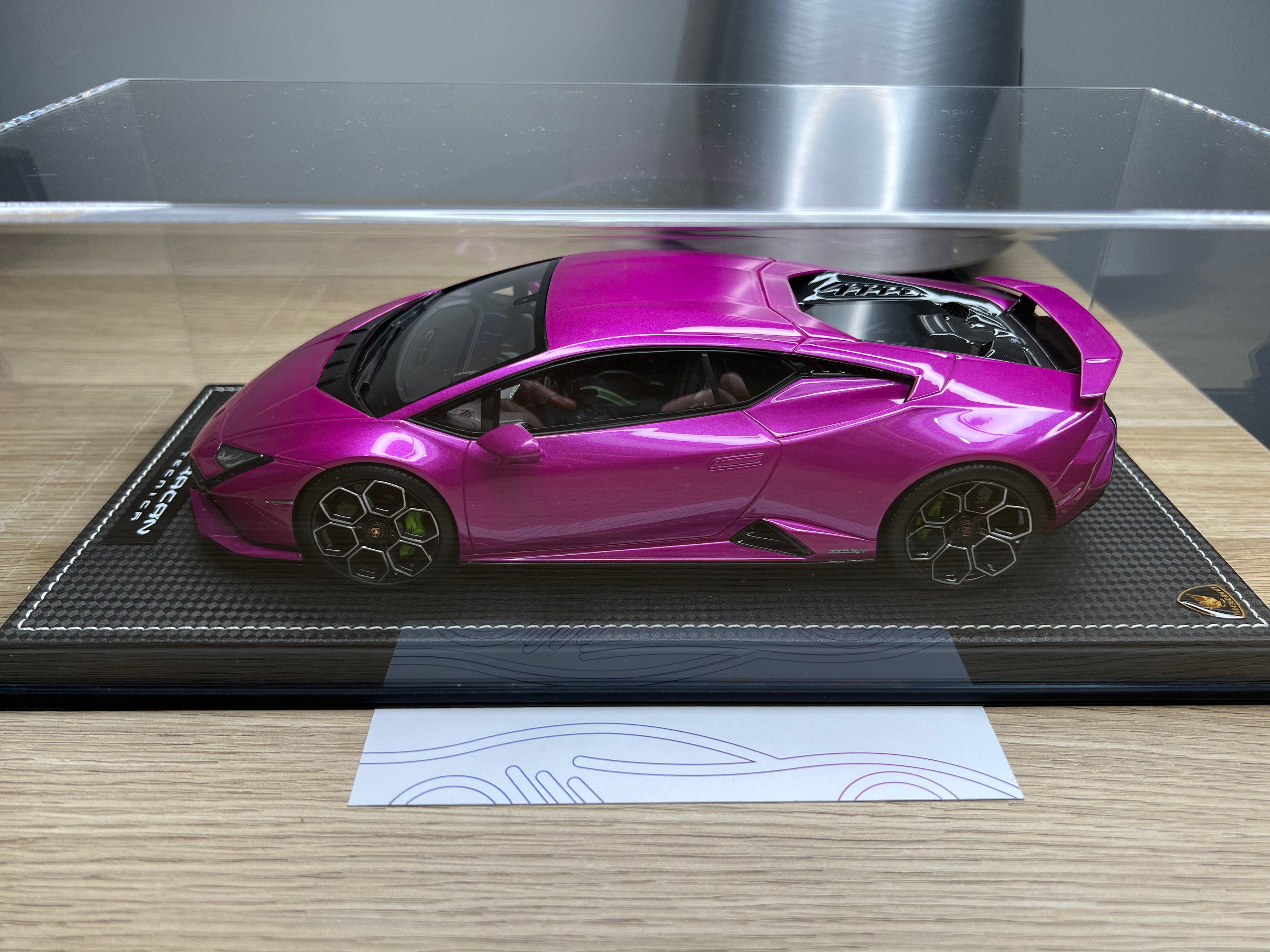 Lamborghini Huracan Tecnica - metallic purple - Limited Edition 1 of 1 - 1:18