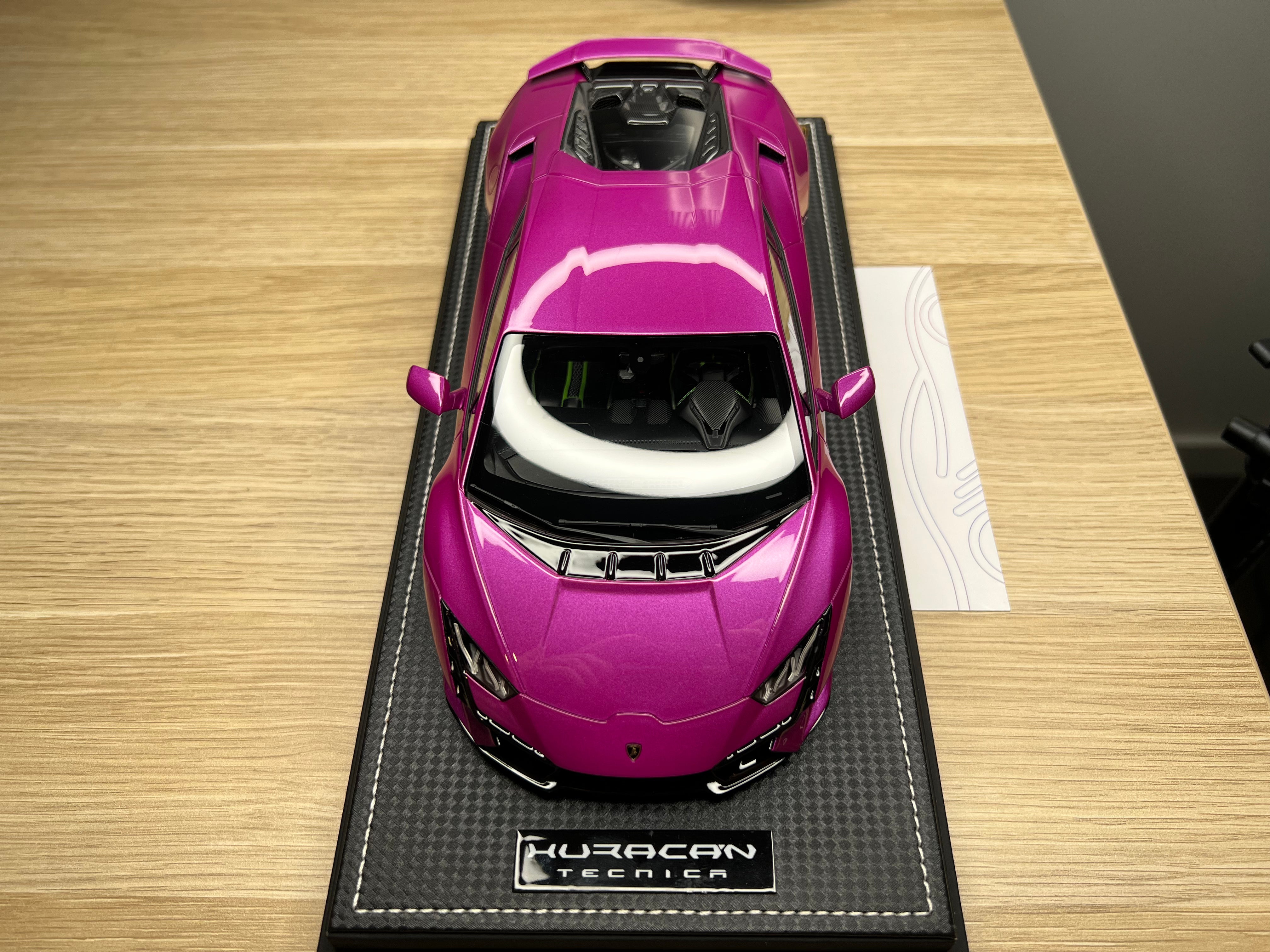 Lamborghini Huracan Tecnica - metallic purple - Limited Edition 1 of 1 - 1:18