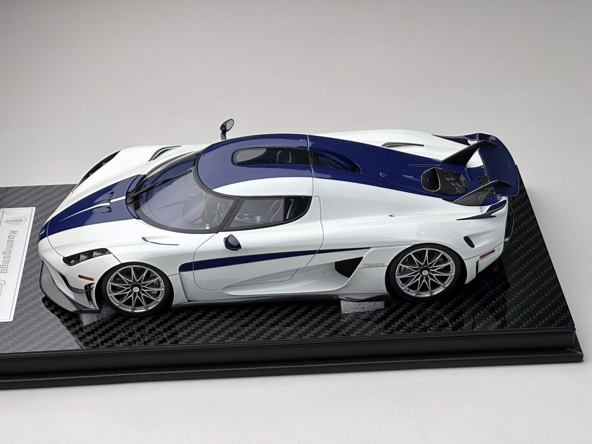 Frontiart 1:18 Koenigsegg Regera F090-29