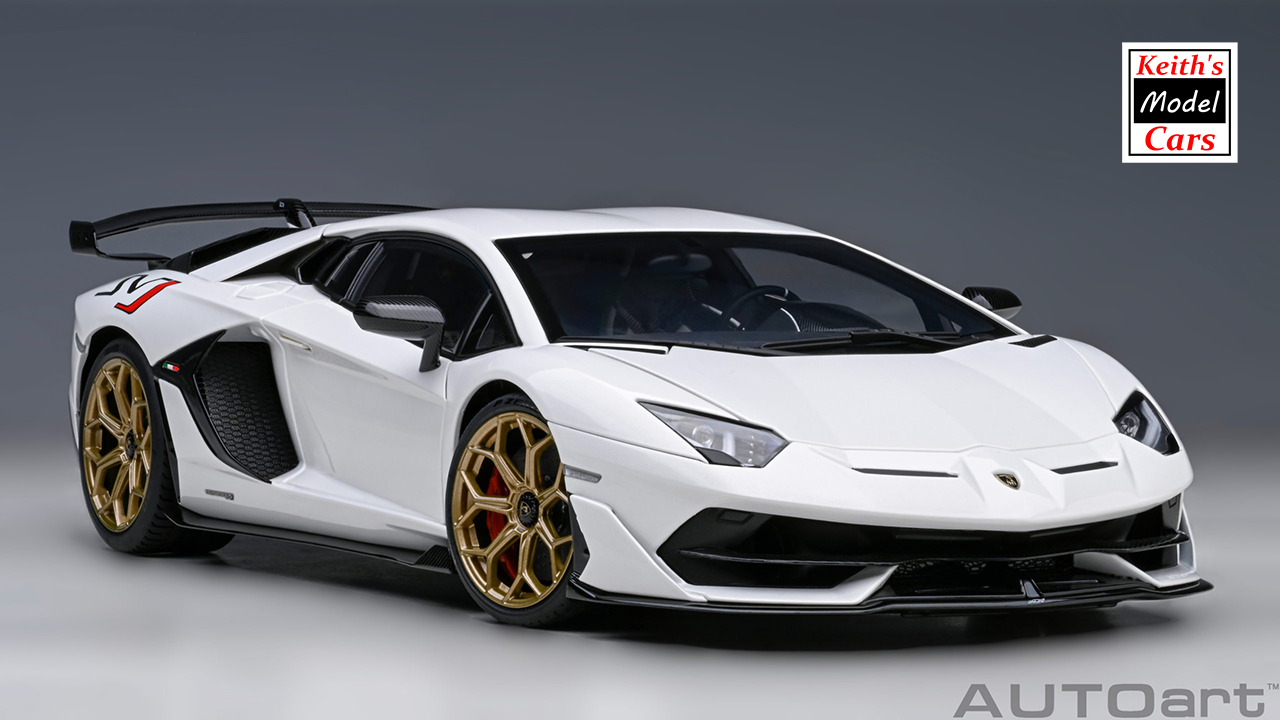 [1/18 Scale] Lamborghini Aventador SVJ in Bianco Asopo/Pearl White by AUTOart Models