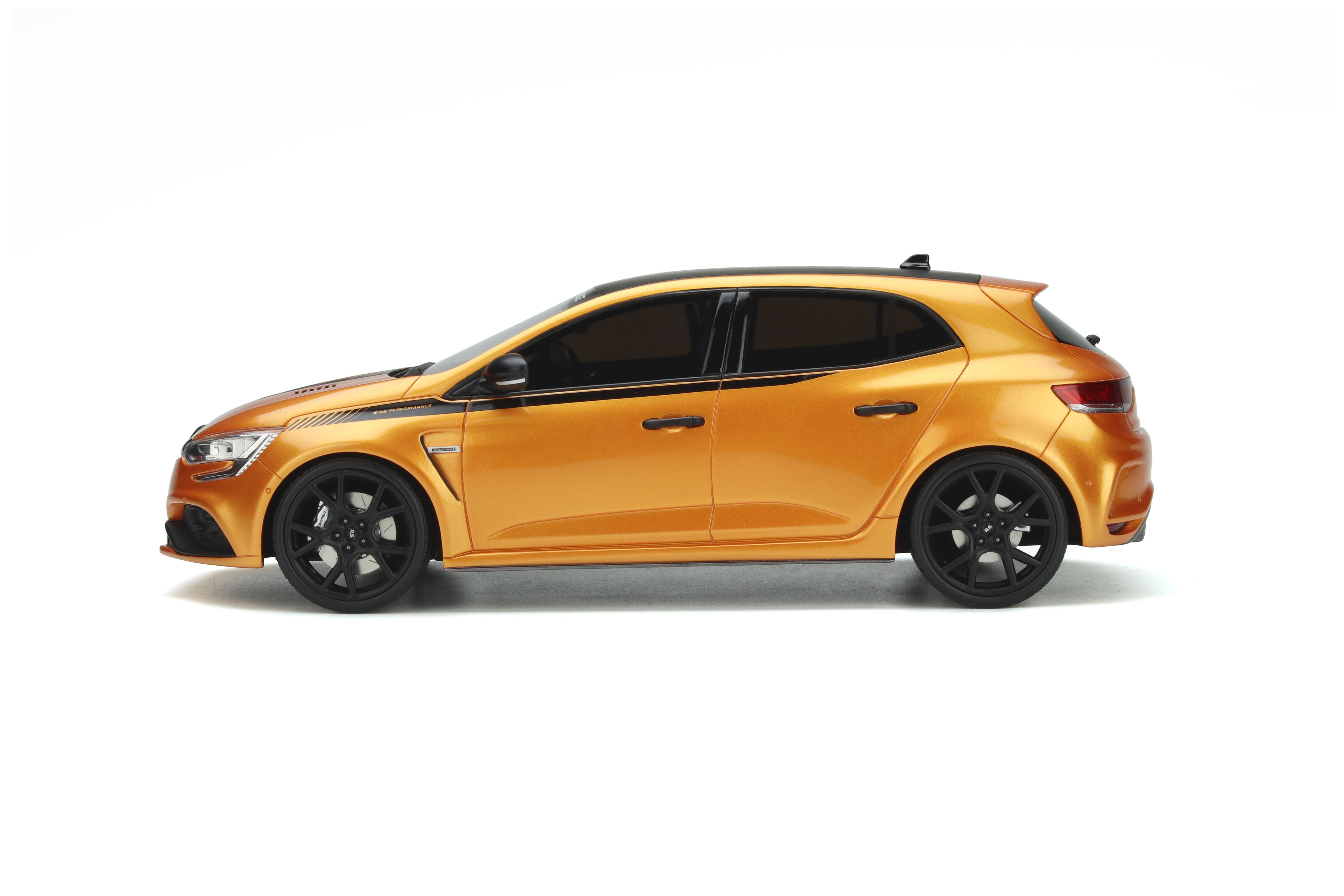 OTTO 1:18 Renault Megane 4 RS performance Kit Orange OT899