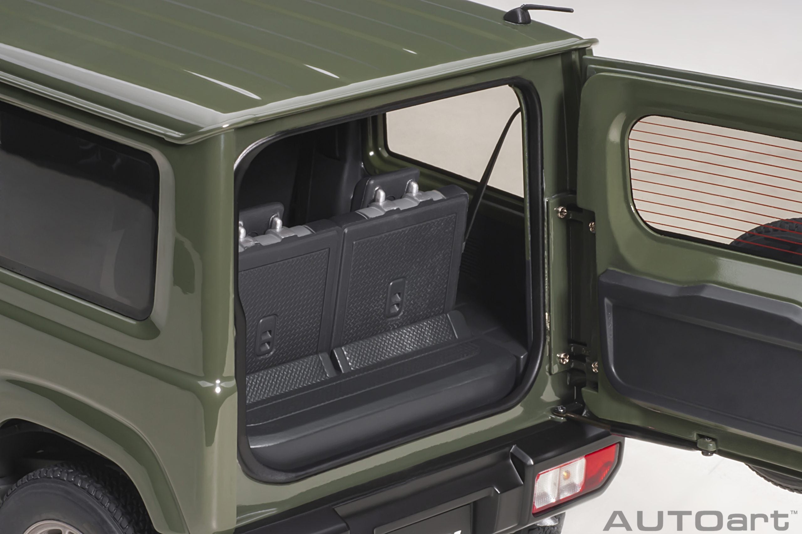 AUTOart 1:18 Suzuki Jimny (JB64) (Jungle Green) 78504