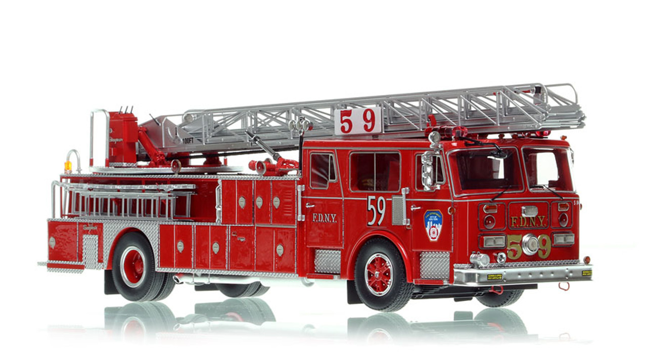FDNY 1984 SEAGRAVE 100' LADDER 59 - BRONX