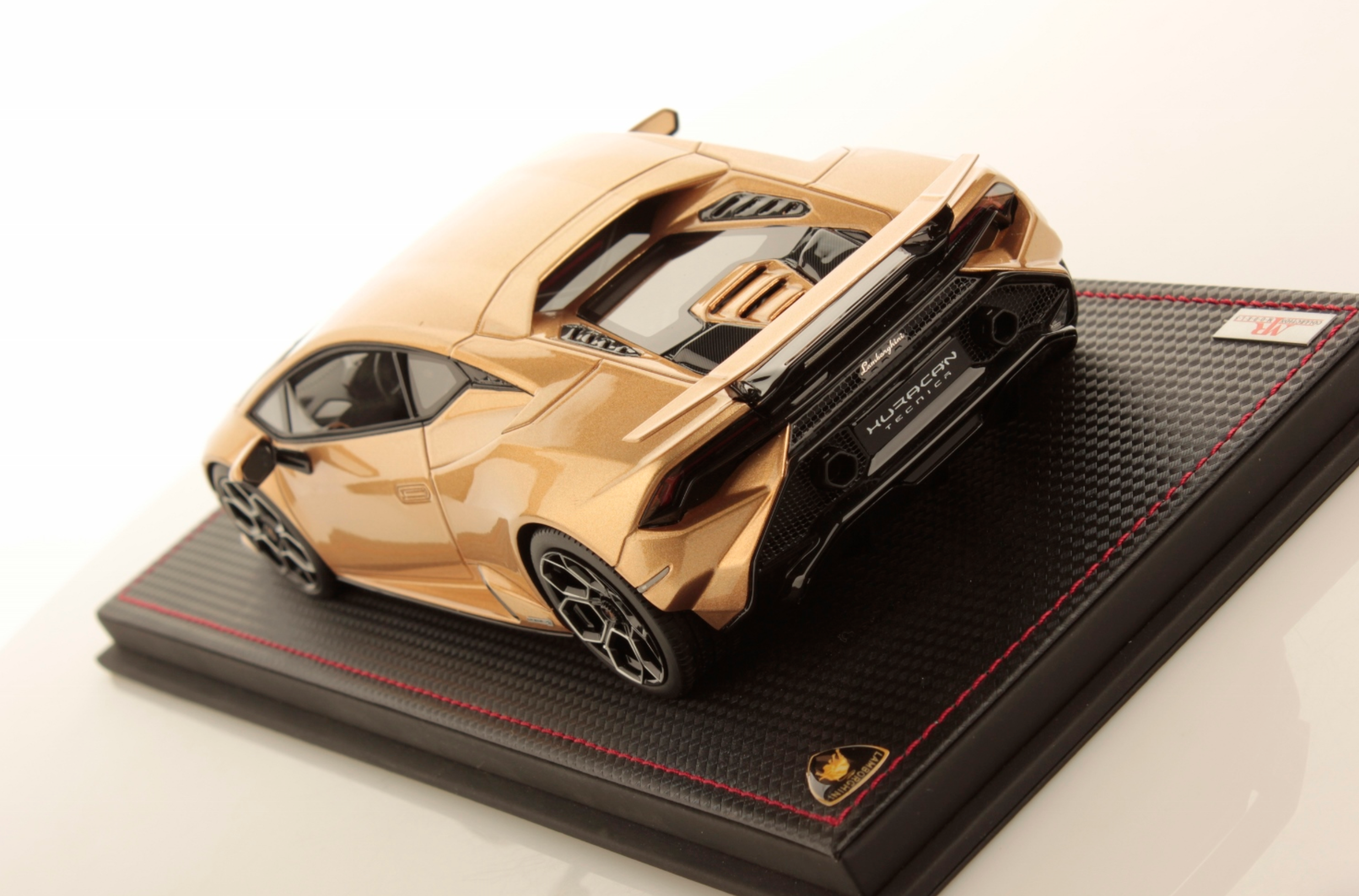 Lamborghini Huracan Tecnica - Oro Elios - 1:18