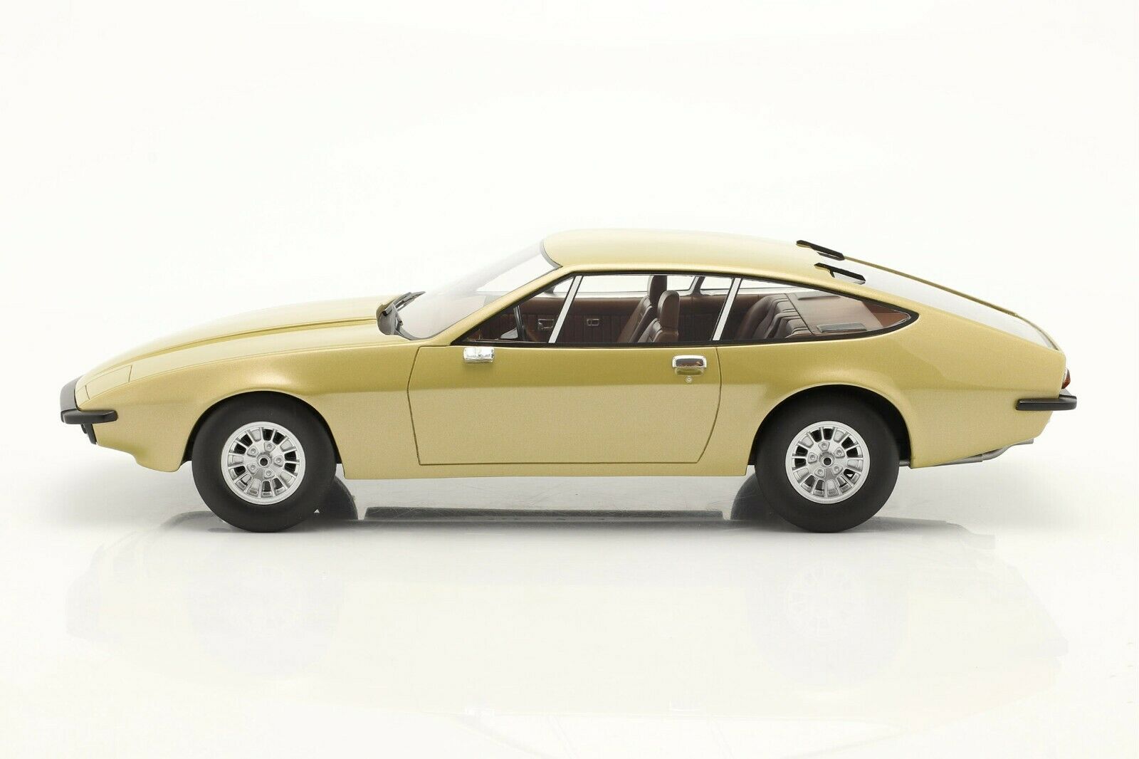 Schuco 1:18 Bitter CD Gold Opel Diplomat V8 5.4 Coupe 450022200