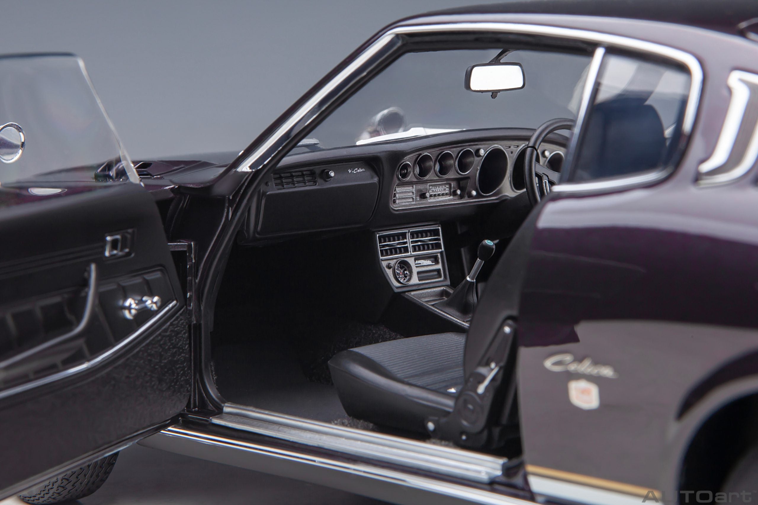 AUTOart 1:18 Toyota Celica Liftback 2000GT (RA25) 1973 (Dark Purple Metallic) 78769
