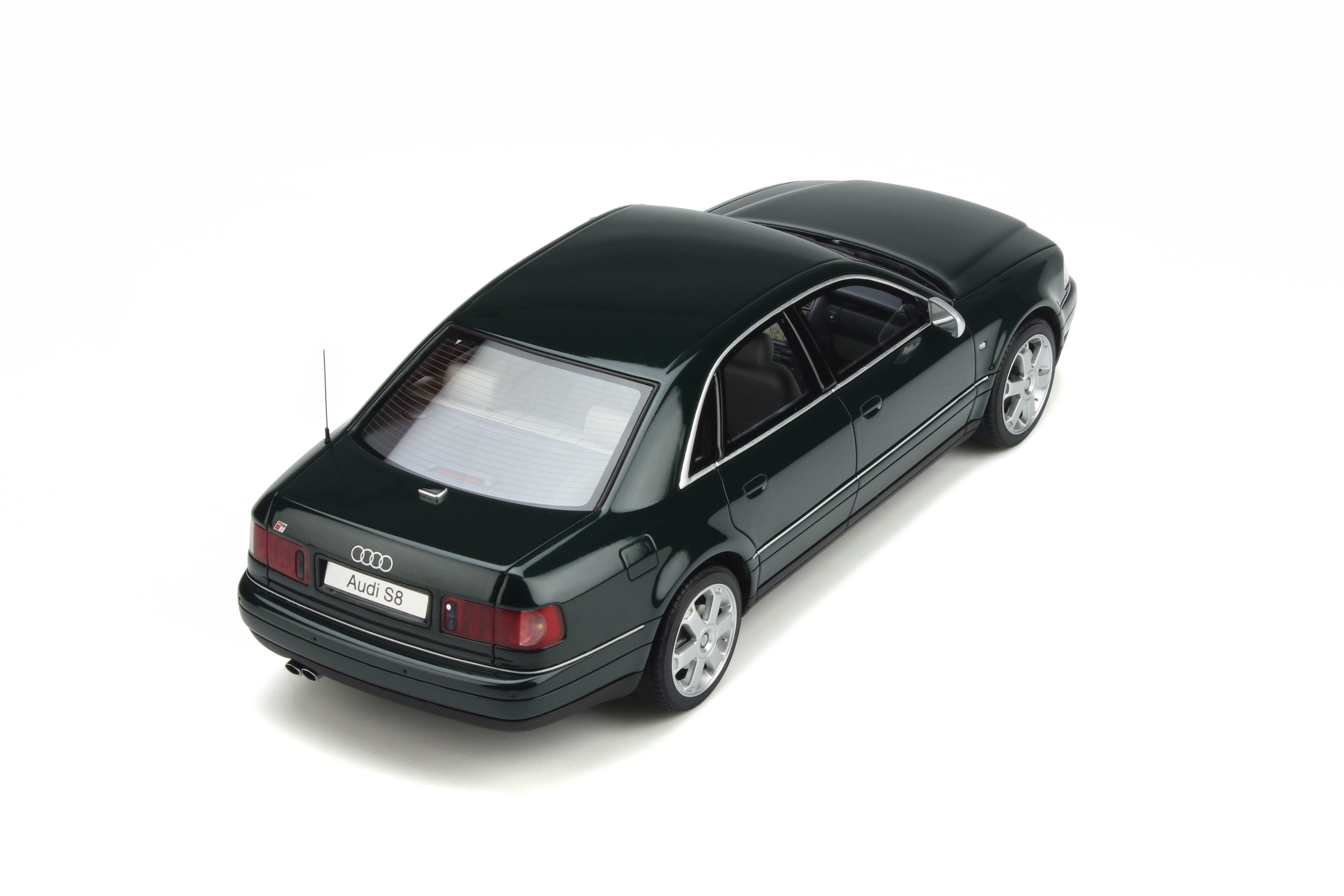 OTTO 1:18 Audi A8 S8 (D2) 4.2 V8 OT916