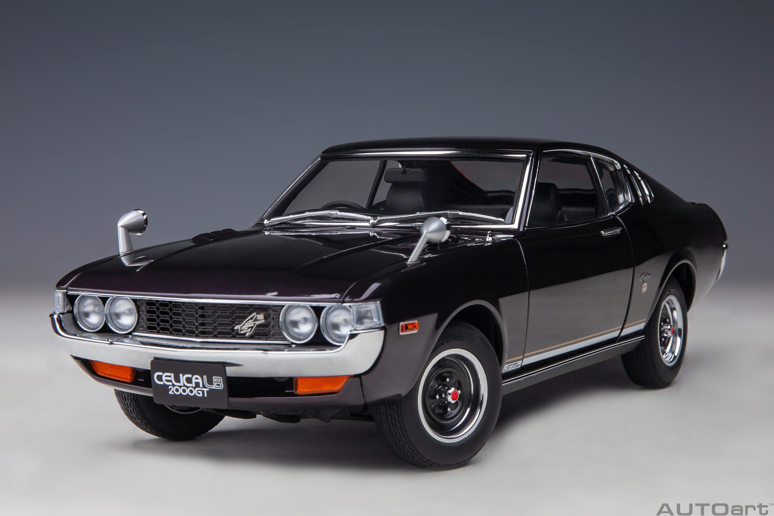AUTOart 1:18 Toyota Celica Liftback 2000GT (RA25) 1973 (Dark Purple Metallic) 78769