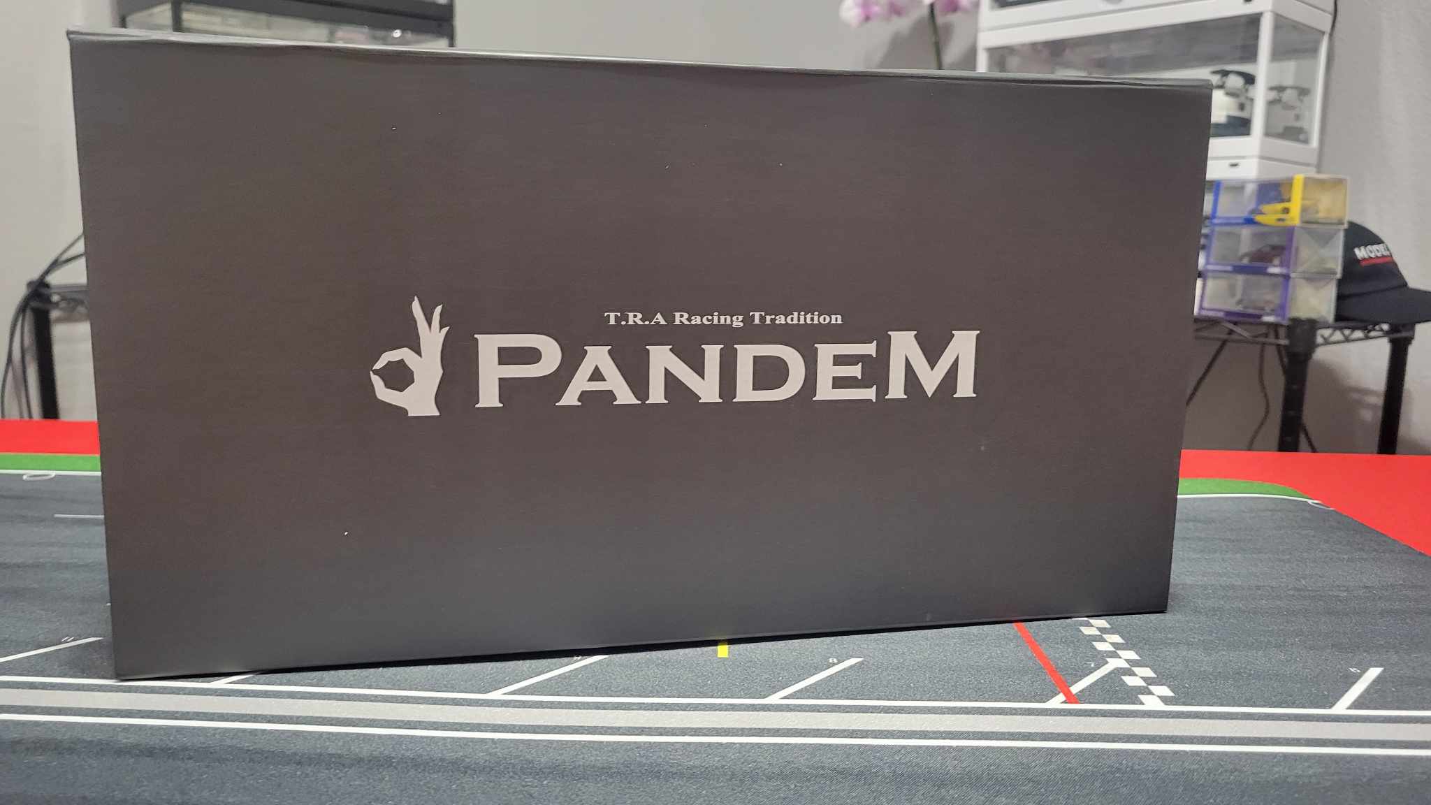 One Model 1:18 Honda Civic EG6 Rocket Bunny in Teal Green