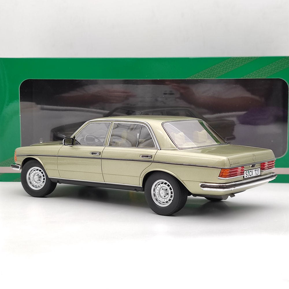 CULT 1:18 Mercedes-Benz 280E W123 1976 CML072-1 Resin Model Car Limited Green Toys Gift