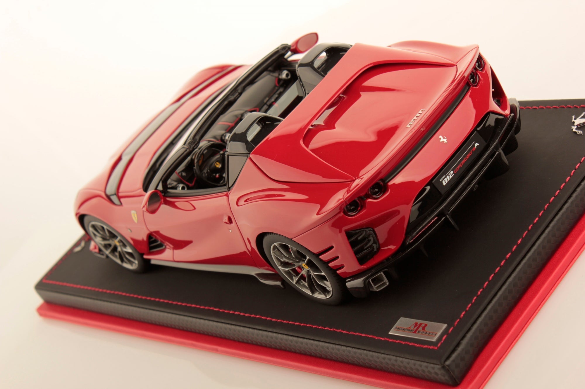 Ferrari 812 Competizione A - Rosso Corsa - 1:18
