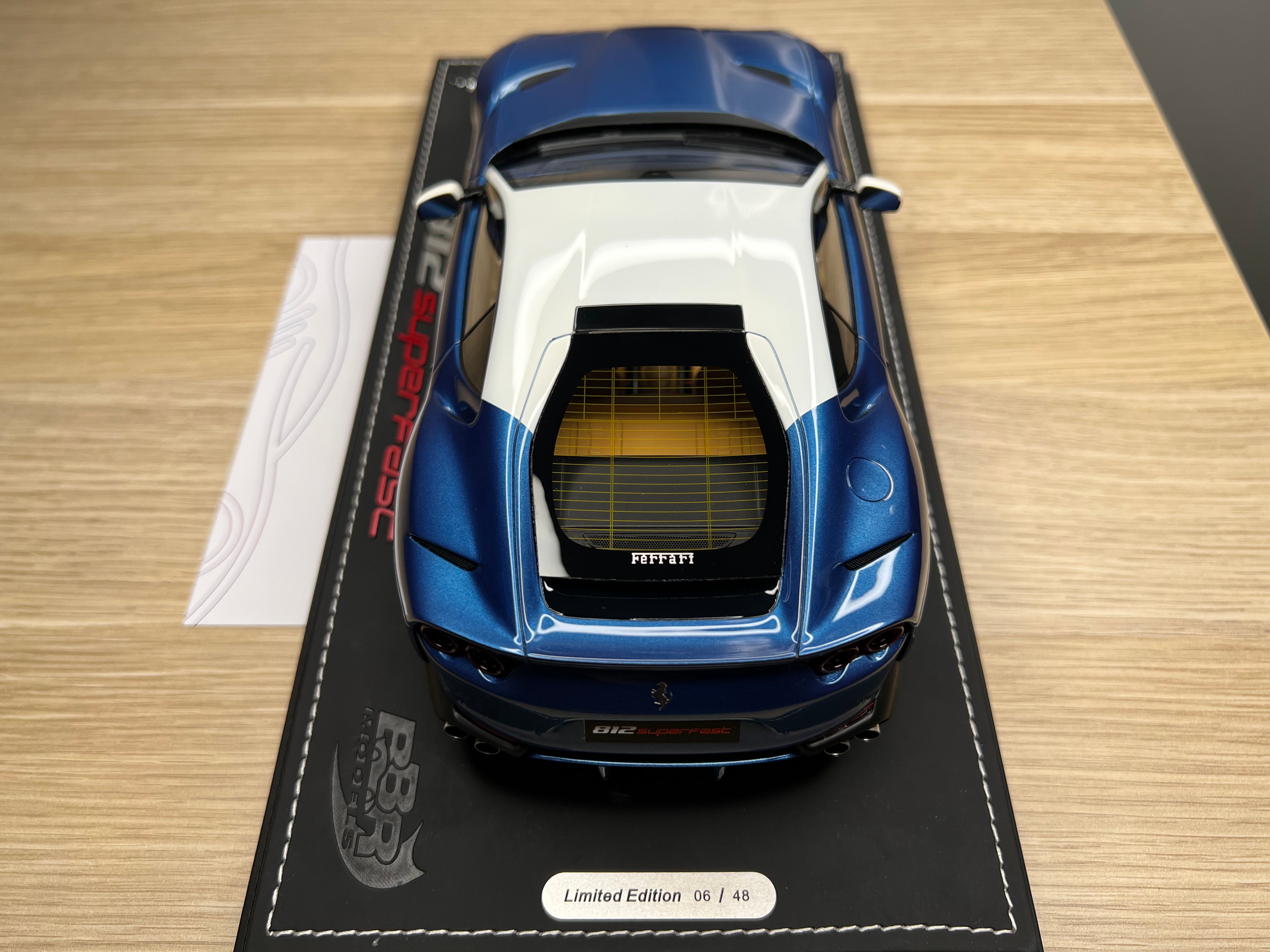Ferrari 812 Superfast - Tailor Made - 1:18