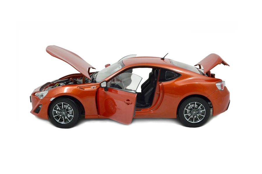 Toyota GT86 2013 1/18 Scale Diecast Model Car