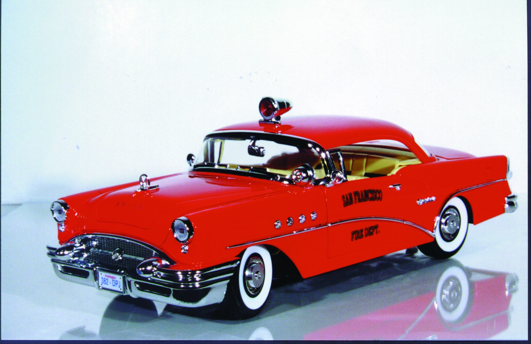 1:18 Mira Buick Century '55 SF Fire Chief HT