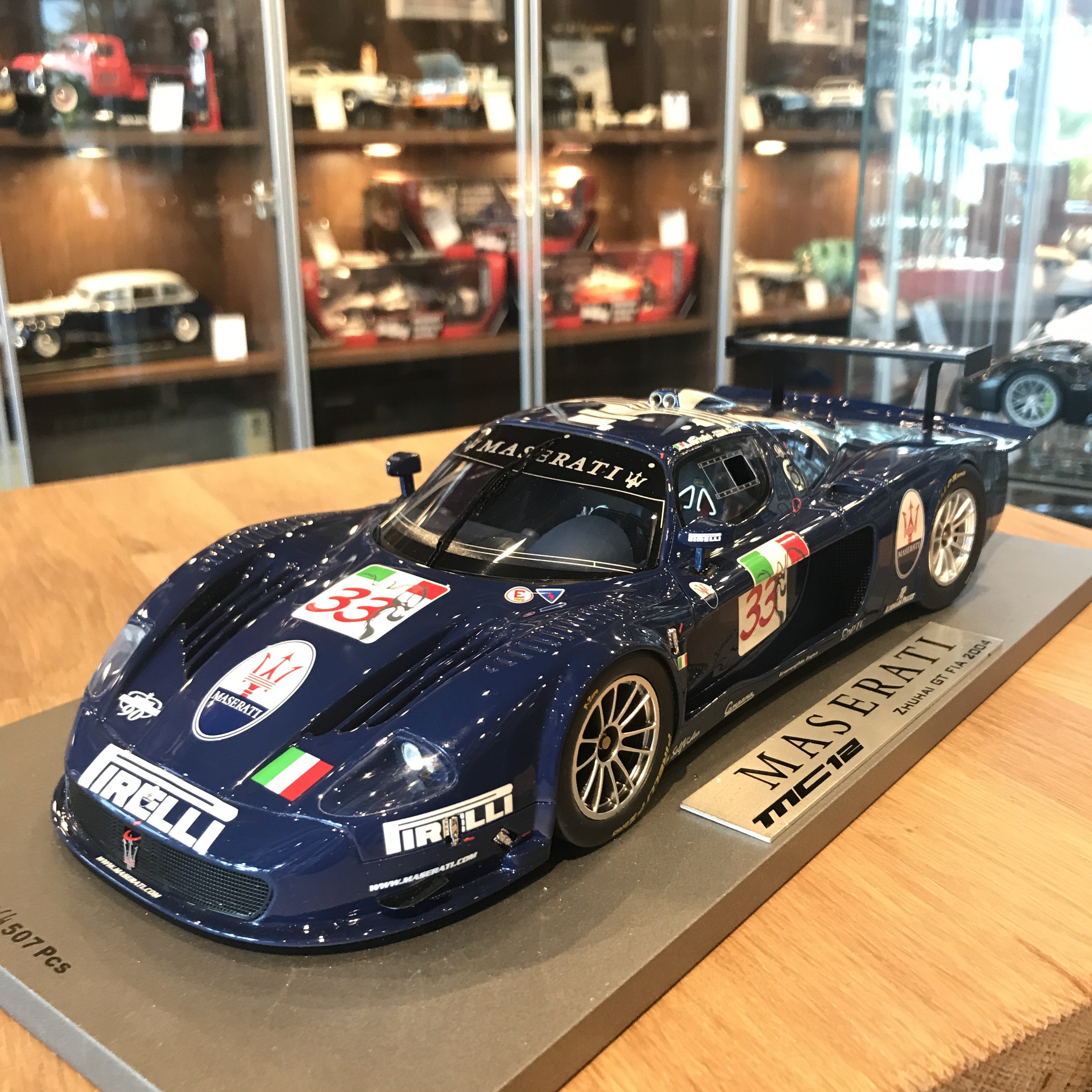 BBR 1:18 Maserati MC12 #33 FIA GT Winner ZhuHai 2004 P1803