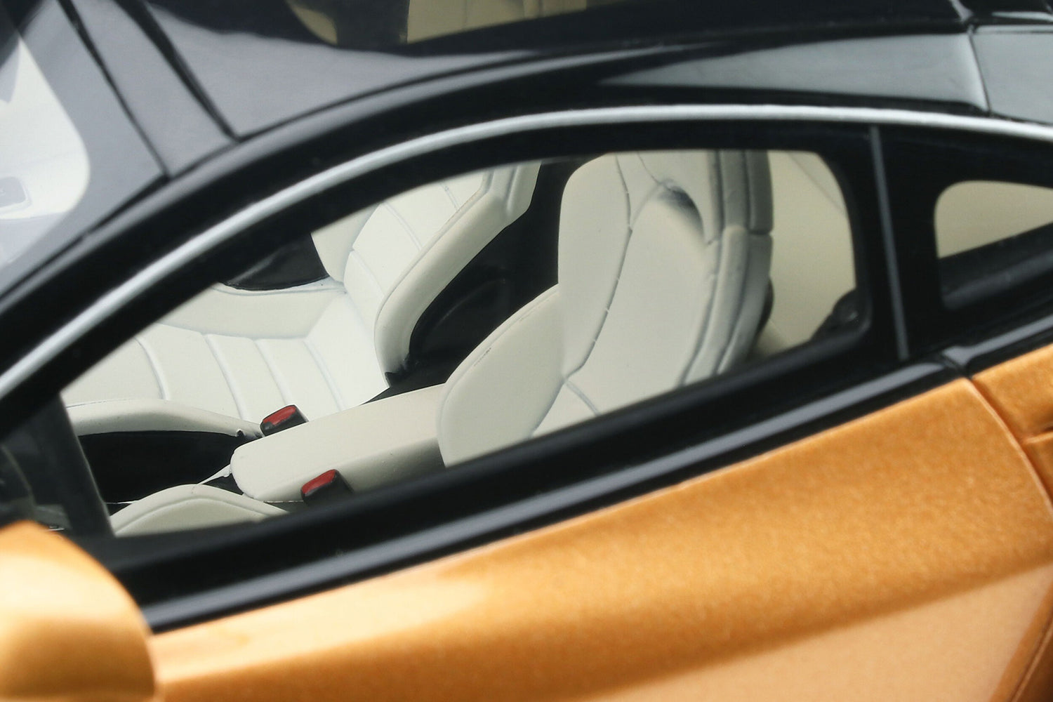 GT Spirit 1:18 2019 McLaren GT Burnished Copper GT299