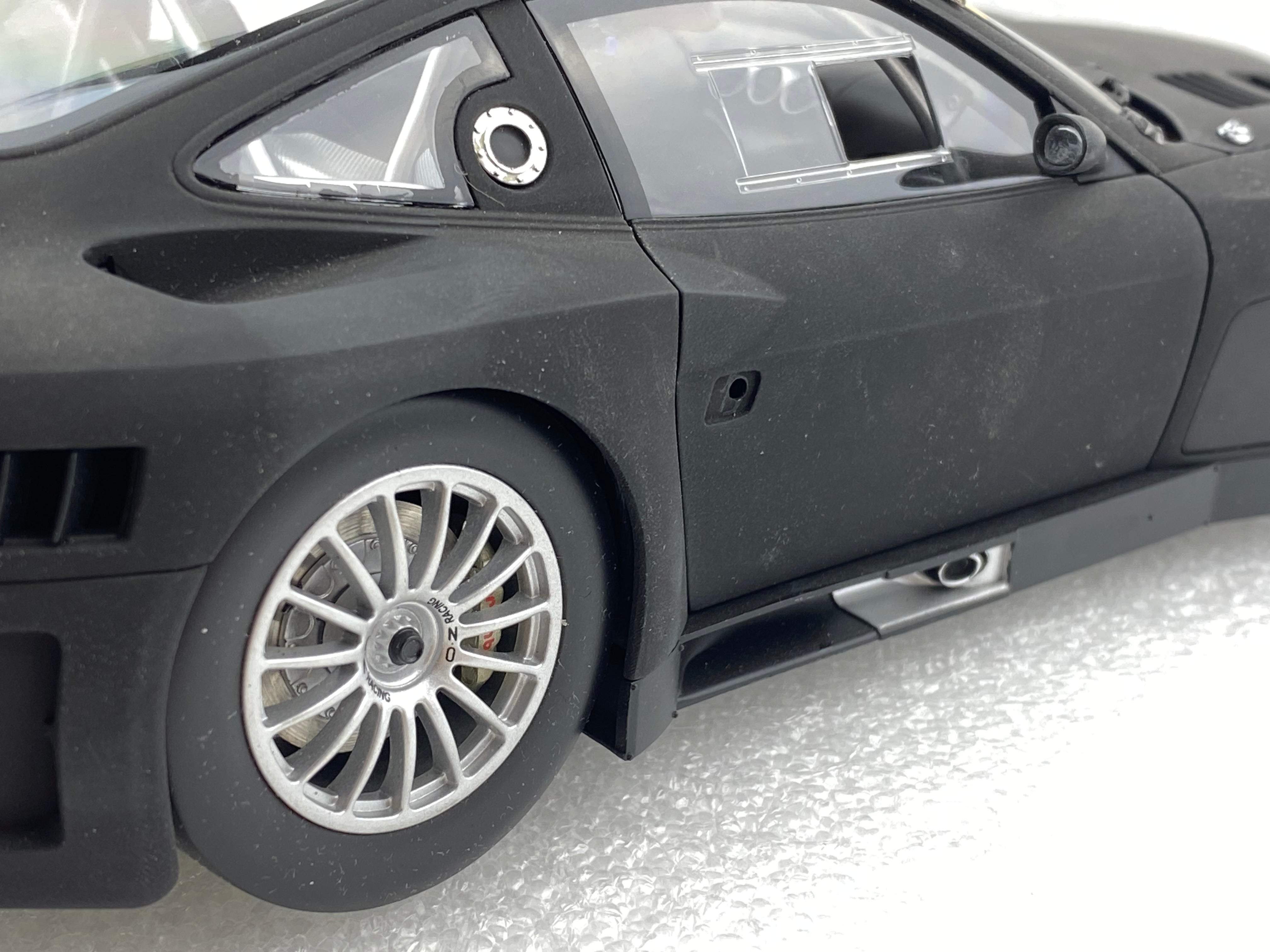 Kyosho 1:18 Ferrari 575 GTC Evoluzione 2005 Matt Black 08392A (Clearance Final Sale)