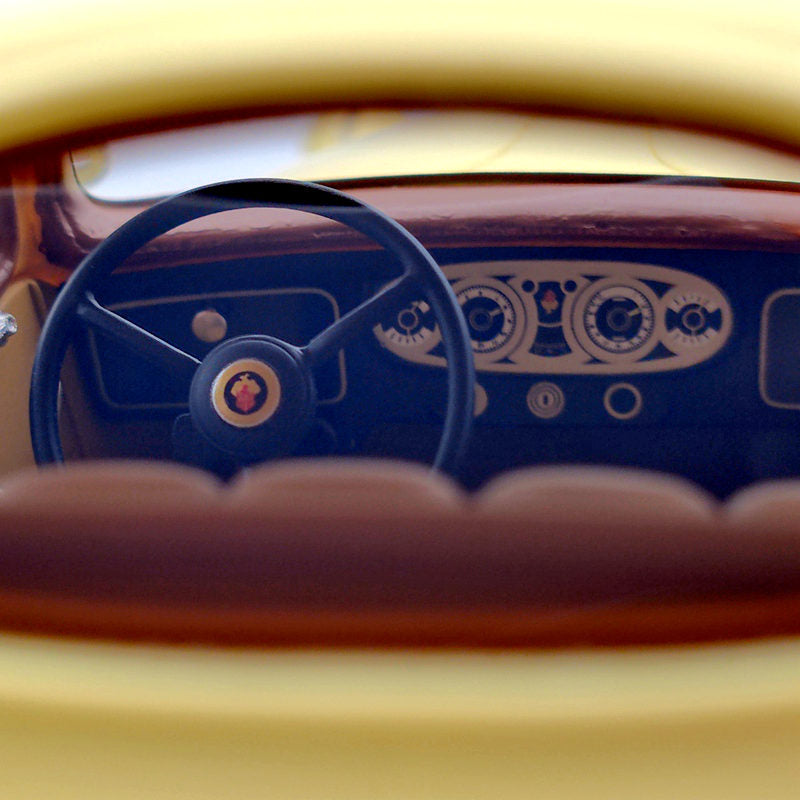 CMF 1:18 Packard Super Eight Coupe 1936 Yellow CMF18005 Resin Models Collection