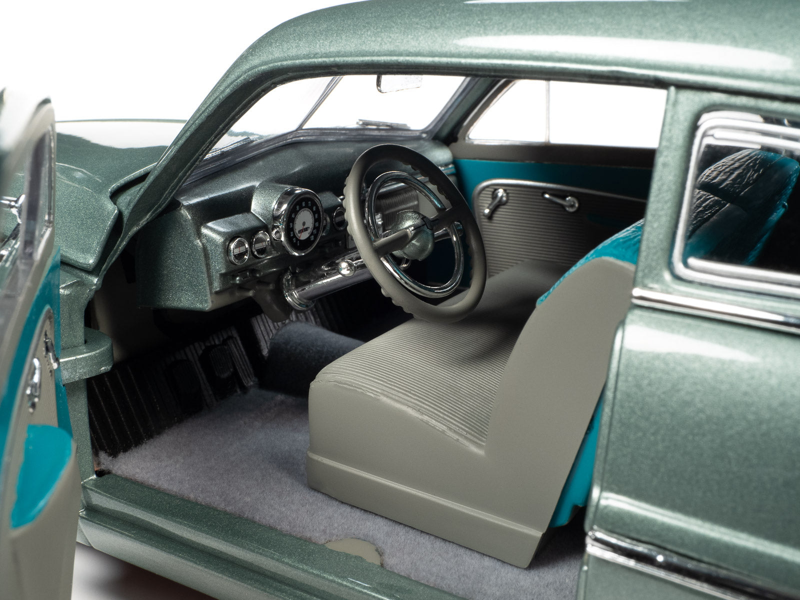 1949 Mercury Eight Coupe 1:18 Scale