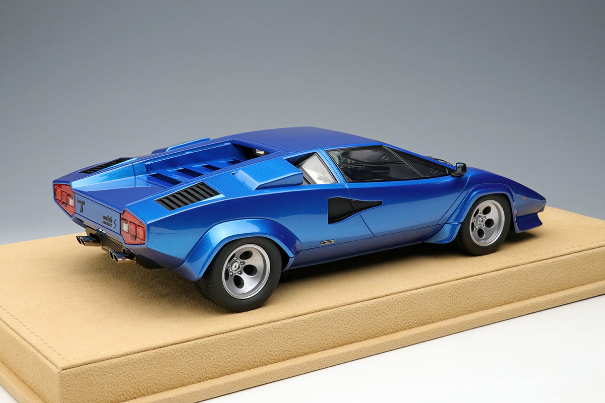 Lamborghini Countach LP5000S 1982 - metallic blue - 1:18