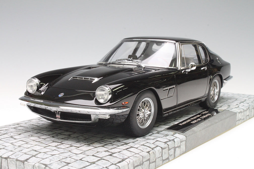 Minichamps 1:18 Maserati Mistral Coupe 1963 Black 107123421