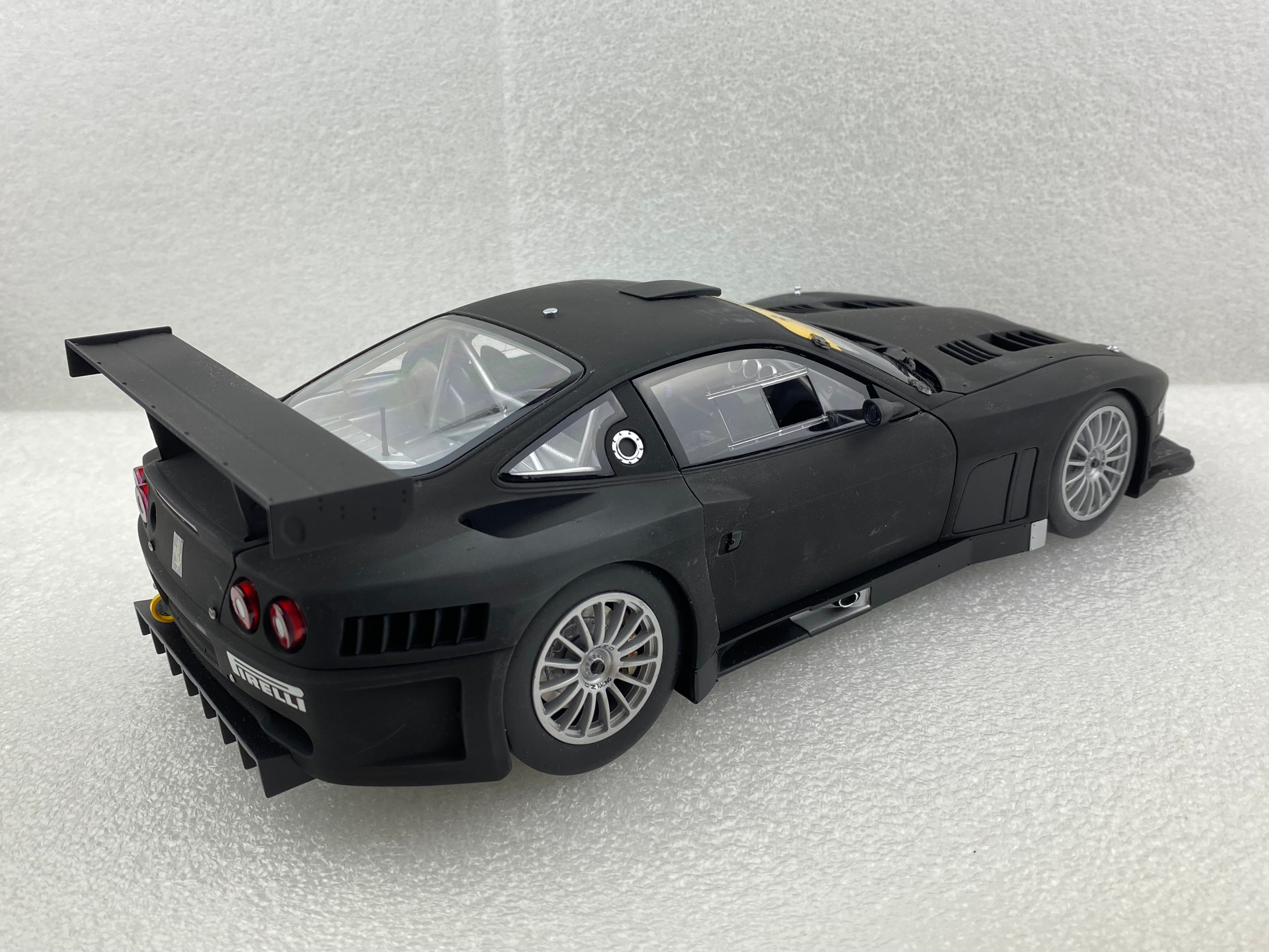 Kyosho 1:18 Ferrari 575 GTC Evoluzione 2005 Matt Black 08392A (Clearance Final Sale)