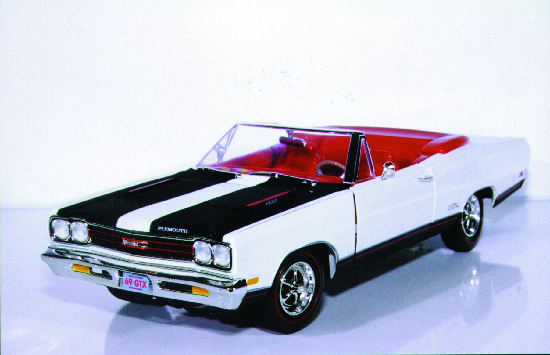 1:18 Ertl Plymouth GTX '69 426 Hemi Convertible