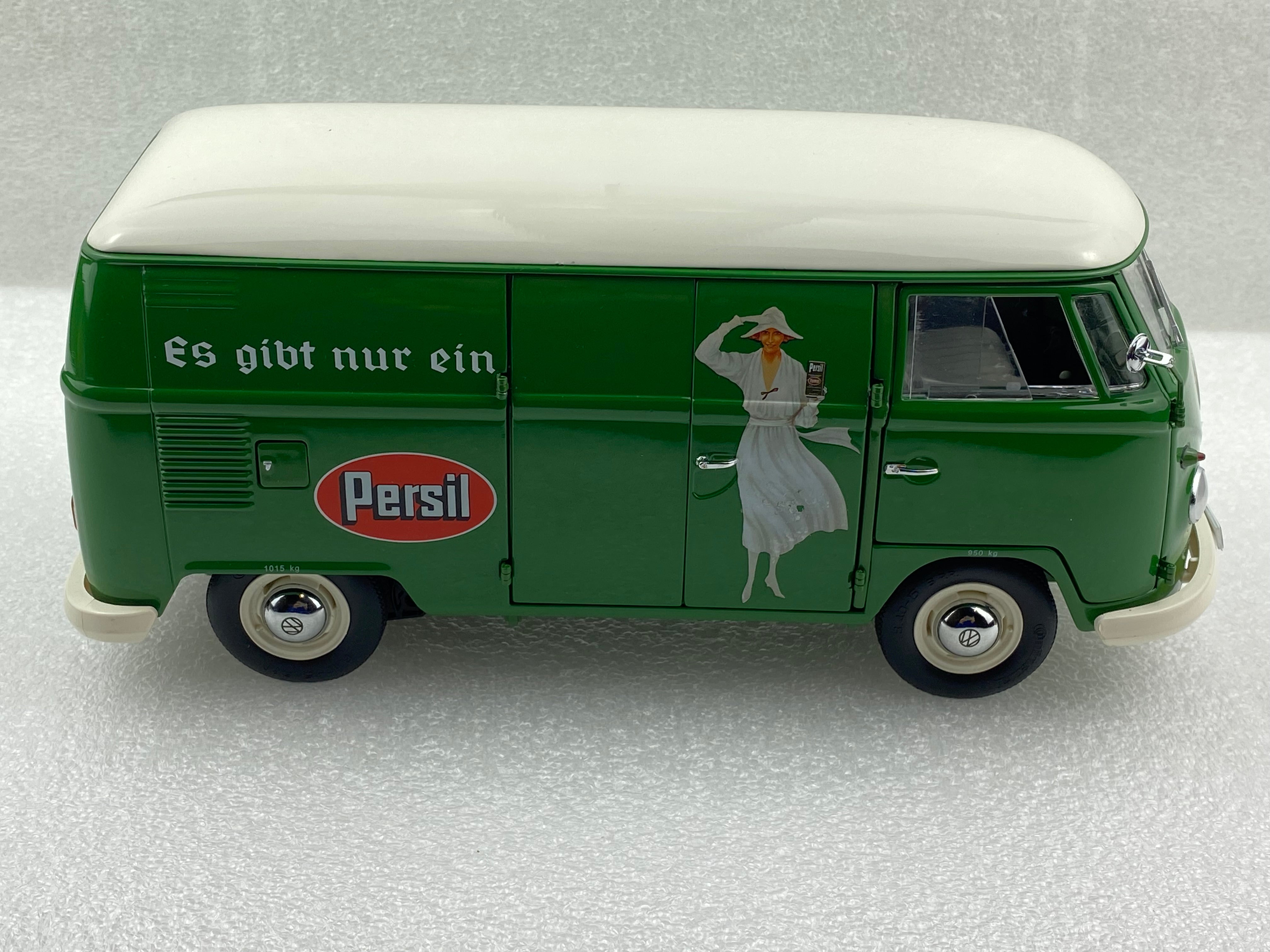 Schuco 1:18 Volkswagen T1b transporter Persil Year 1959-63 450036600 (Clearance Final Sale)